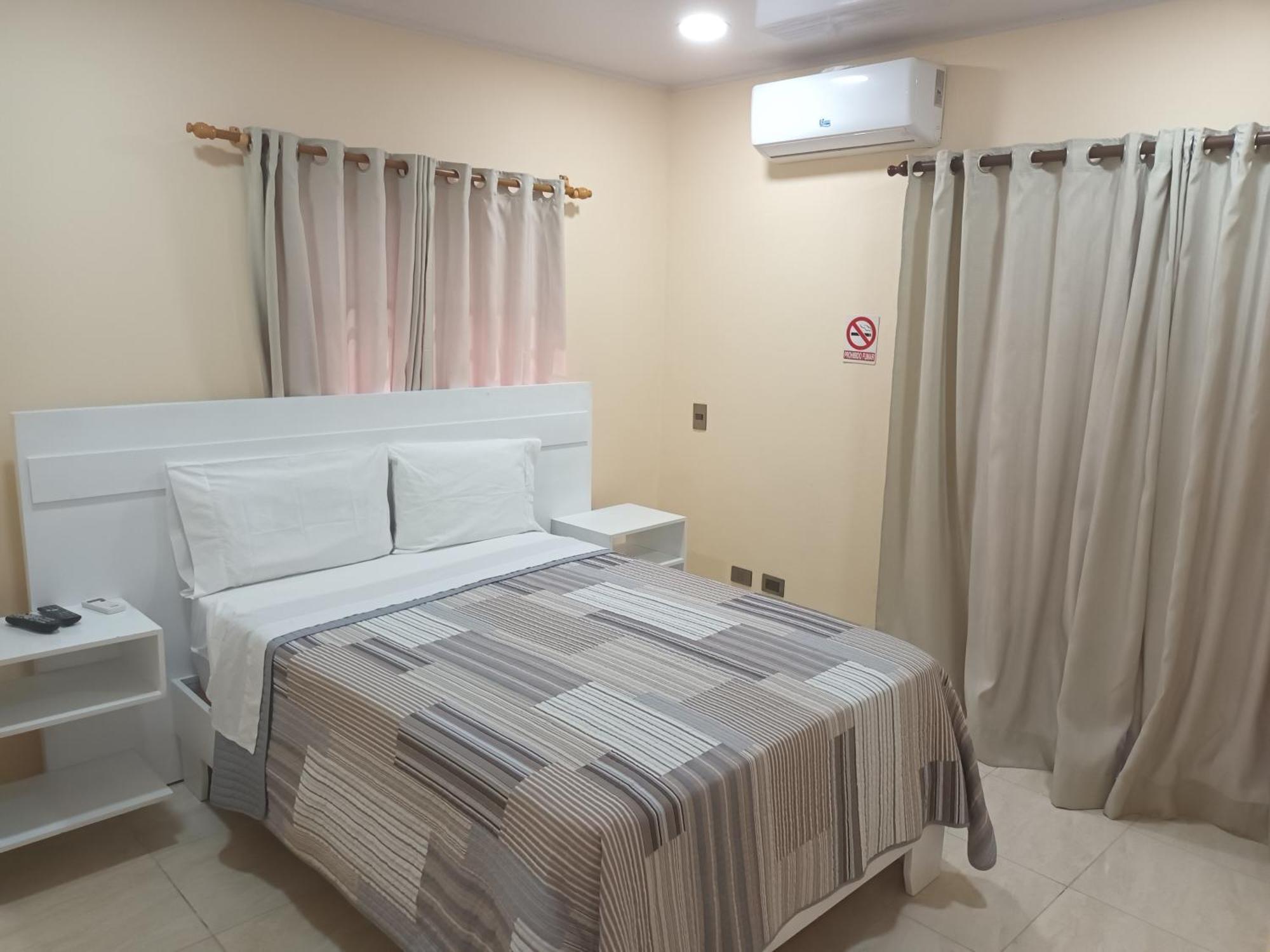 Macadana Aparthotel *