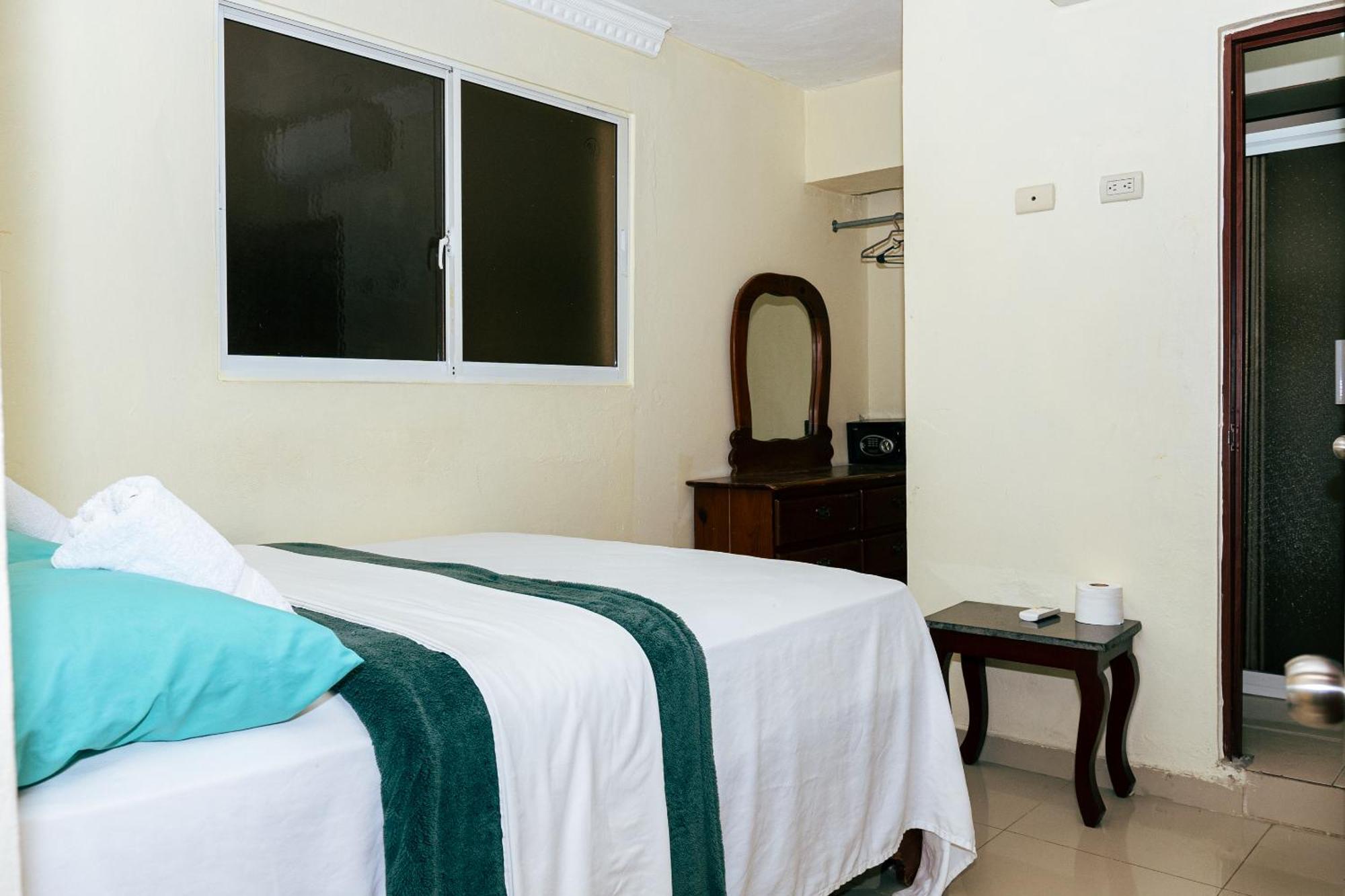 Tropical Island Aparthotel *