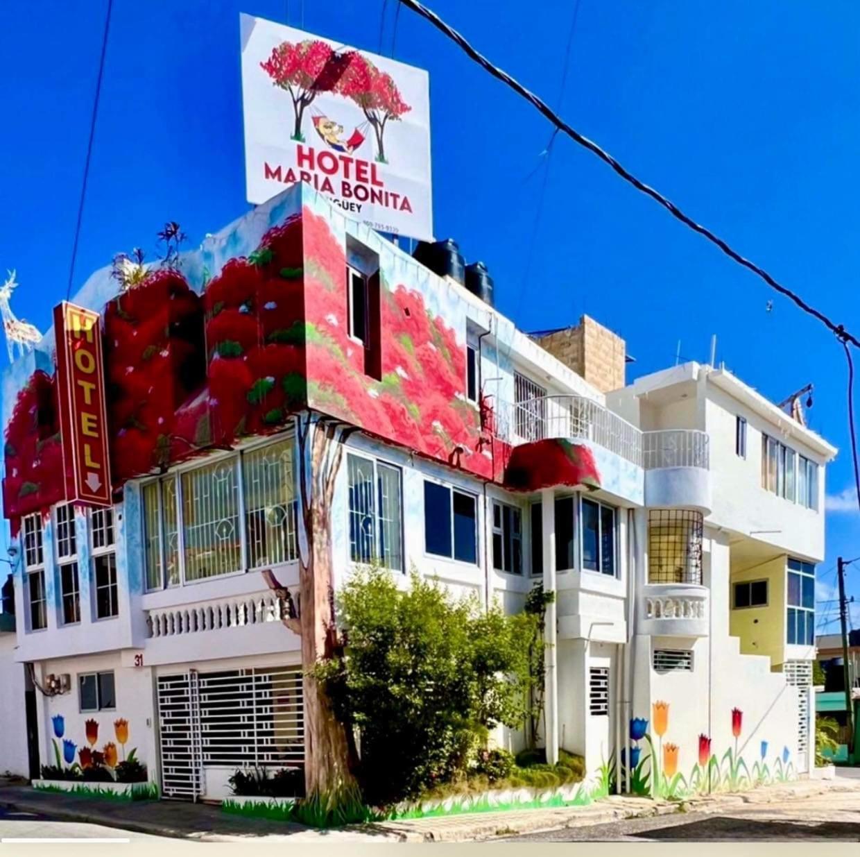 Maria Bonita Aparthotel *