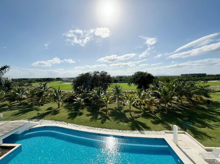Cana Pearl Penthouse, Hard Rock Golf & Casino Apartment *