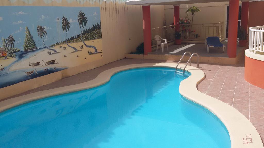 Aparthotel Lirio Cala 2*