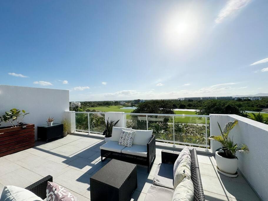 Cana Pearl Penthouse, Hard Rock Golf & Casino *