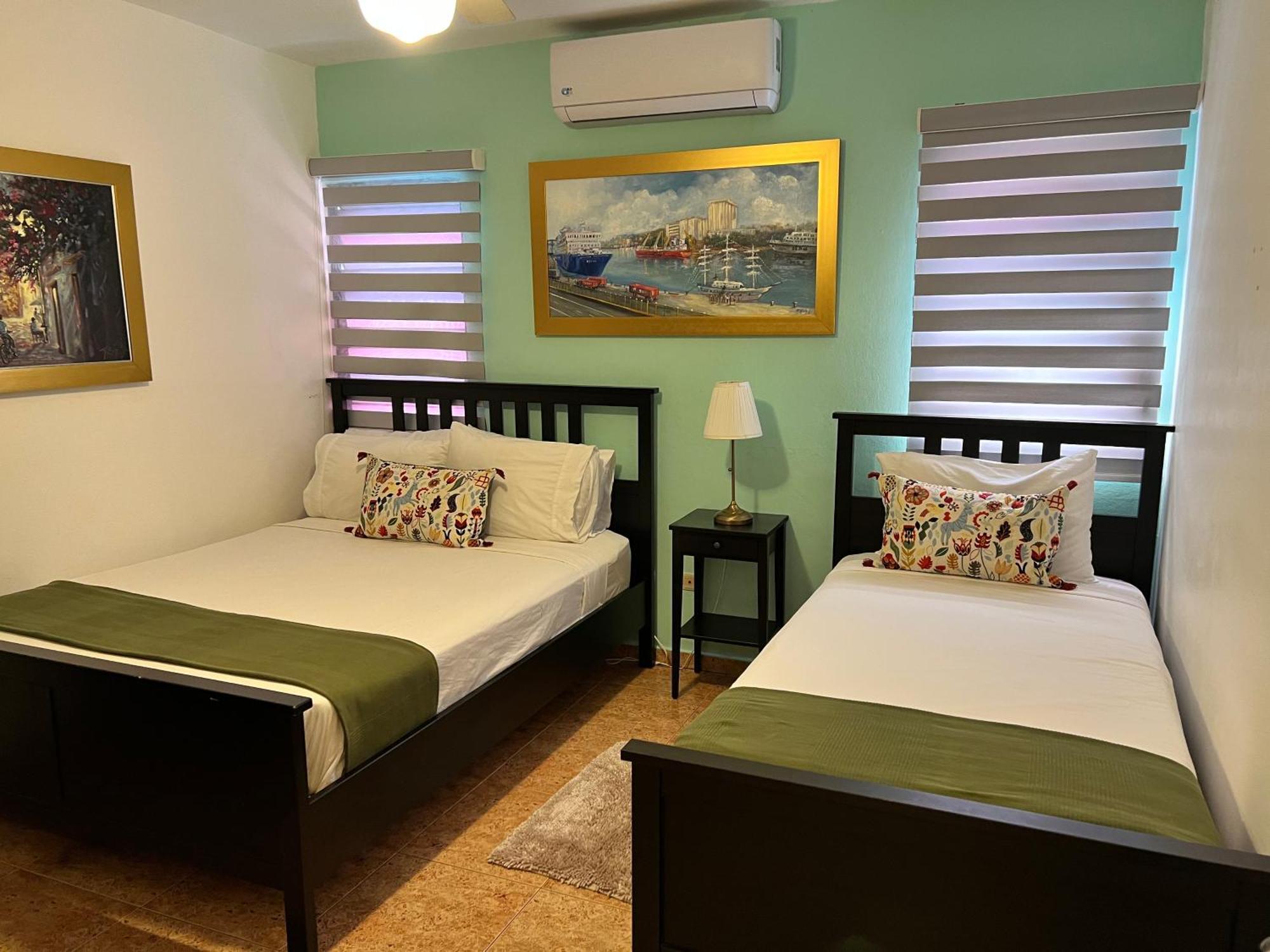 Colonial Hotel 3*