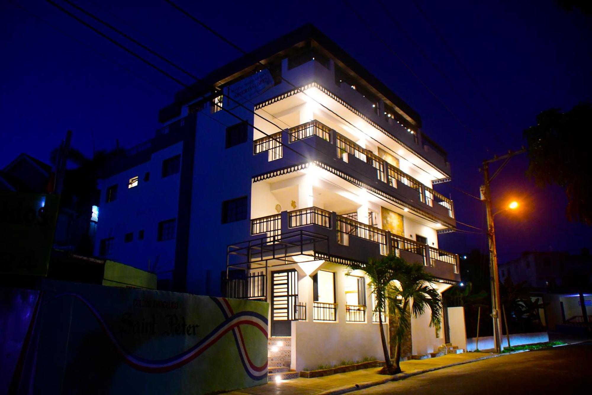 Marina Hotel