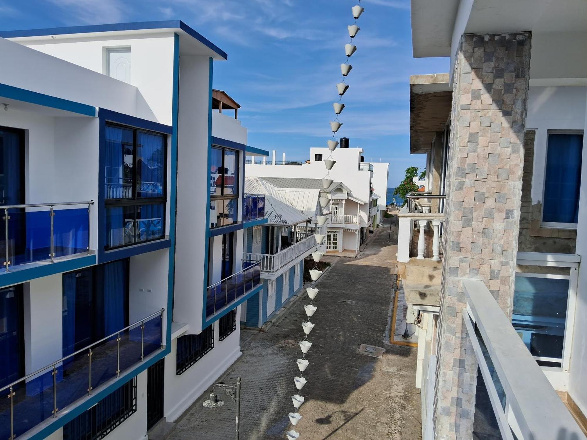 Cortlang Vacation - Located In El Pueblito Near Playa Dorada Pop Hotel Puerto Plata