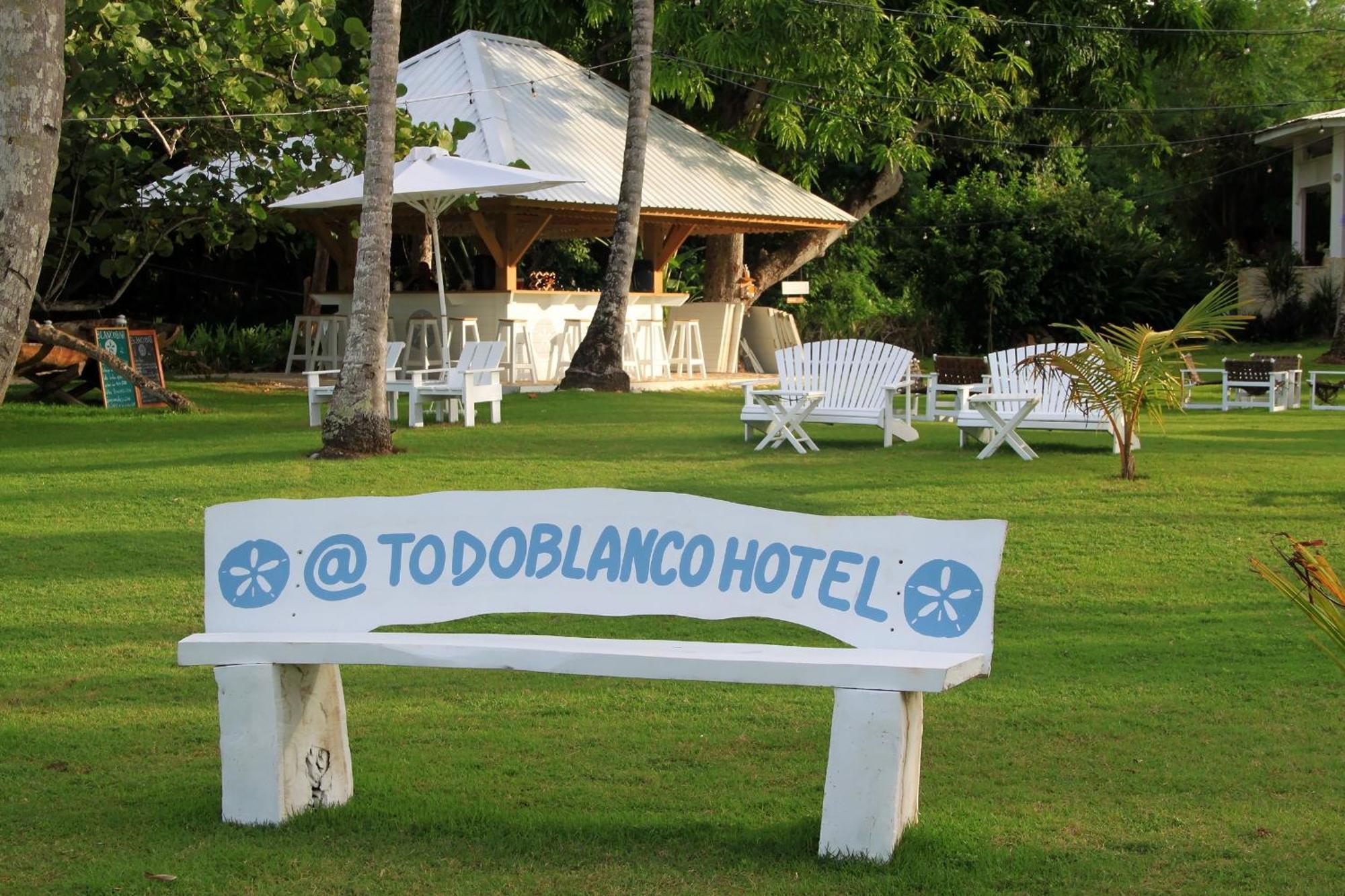Todoblanco, Galeras, Samana Hotel 2*