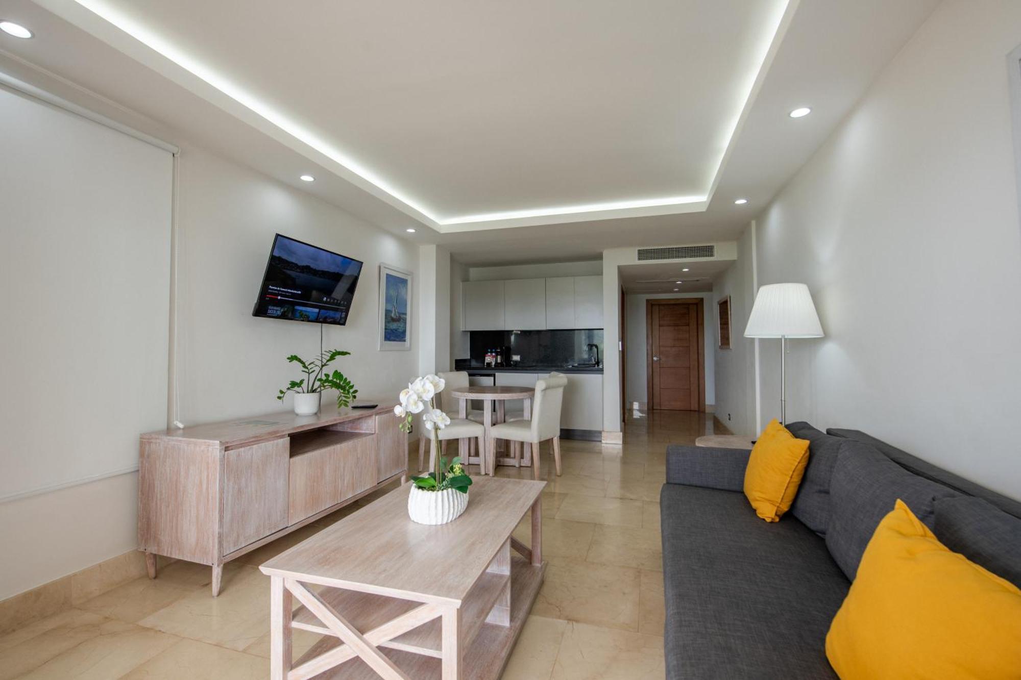 Hotel Hacienda Bay 5*