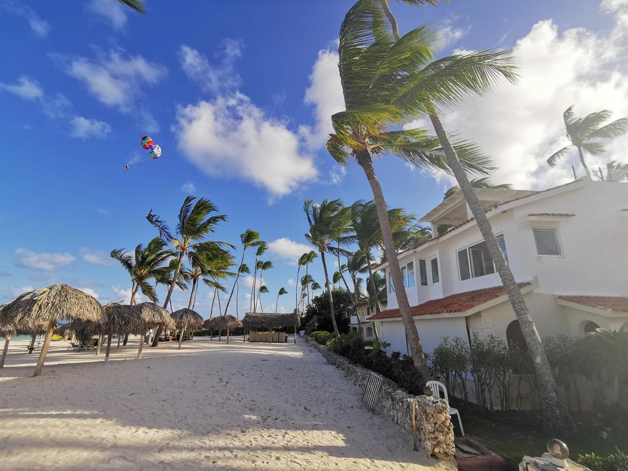 Tropical At Corales - Caribbean Fzco Hotel Punta Cana