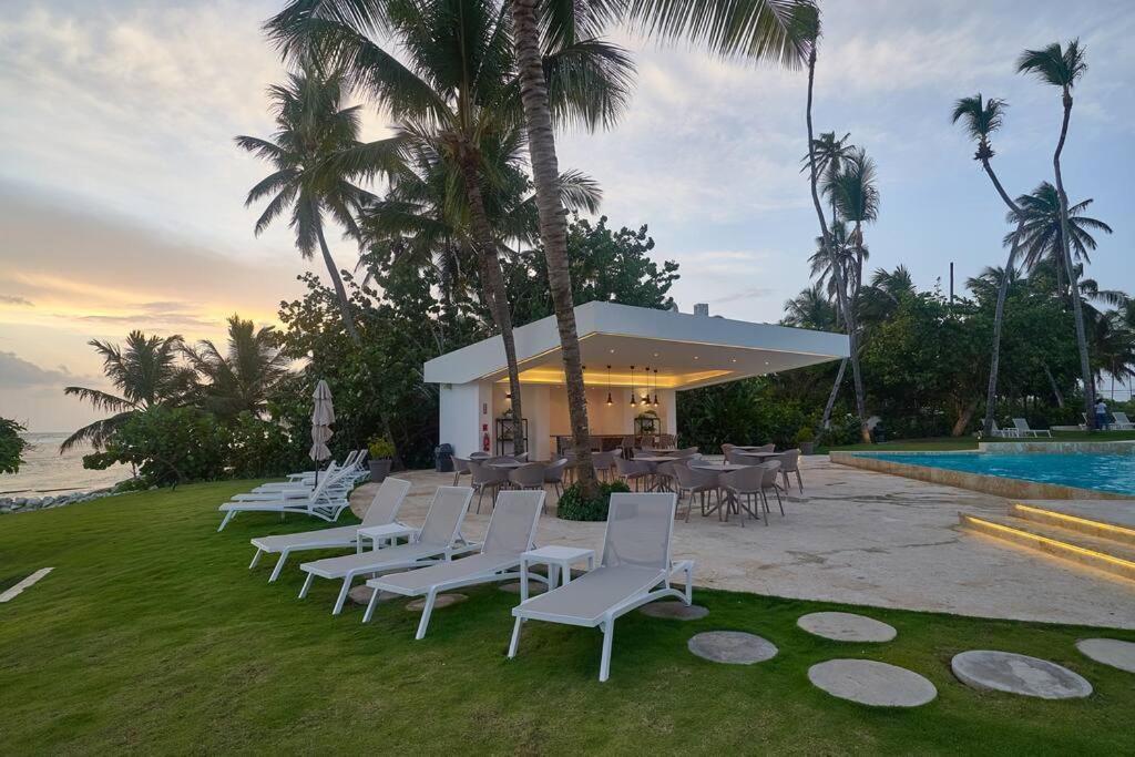 Apartment Aquarella Sunset Caribbean Beachfront Gataway Juan Dolio