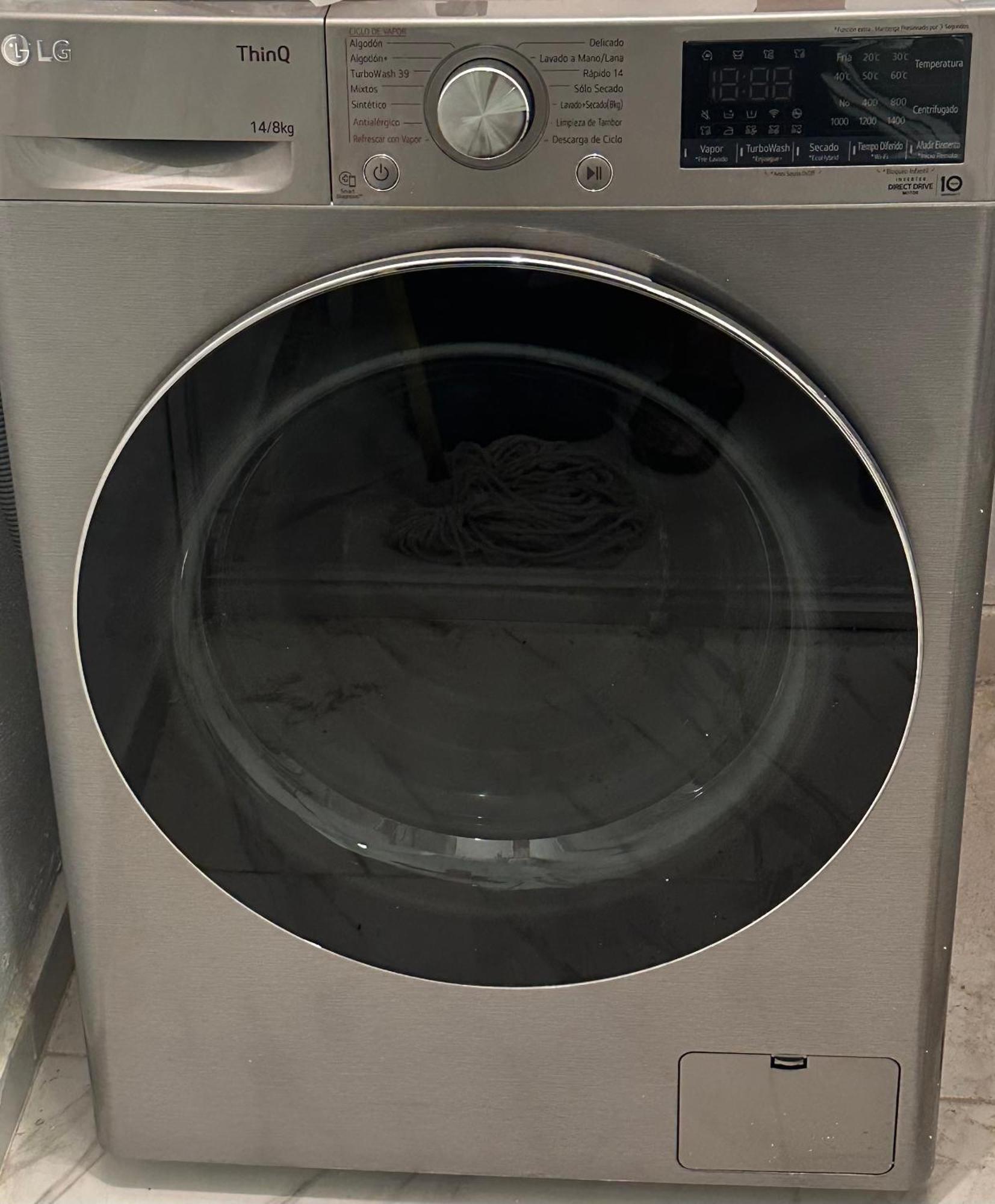 Luxury Hot Water,ac,wifi,ps3 Apartment *