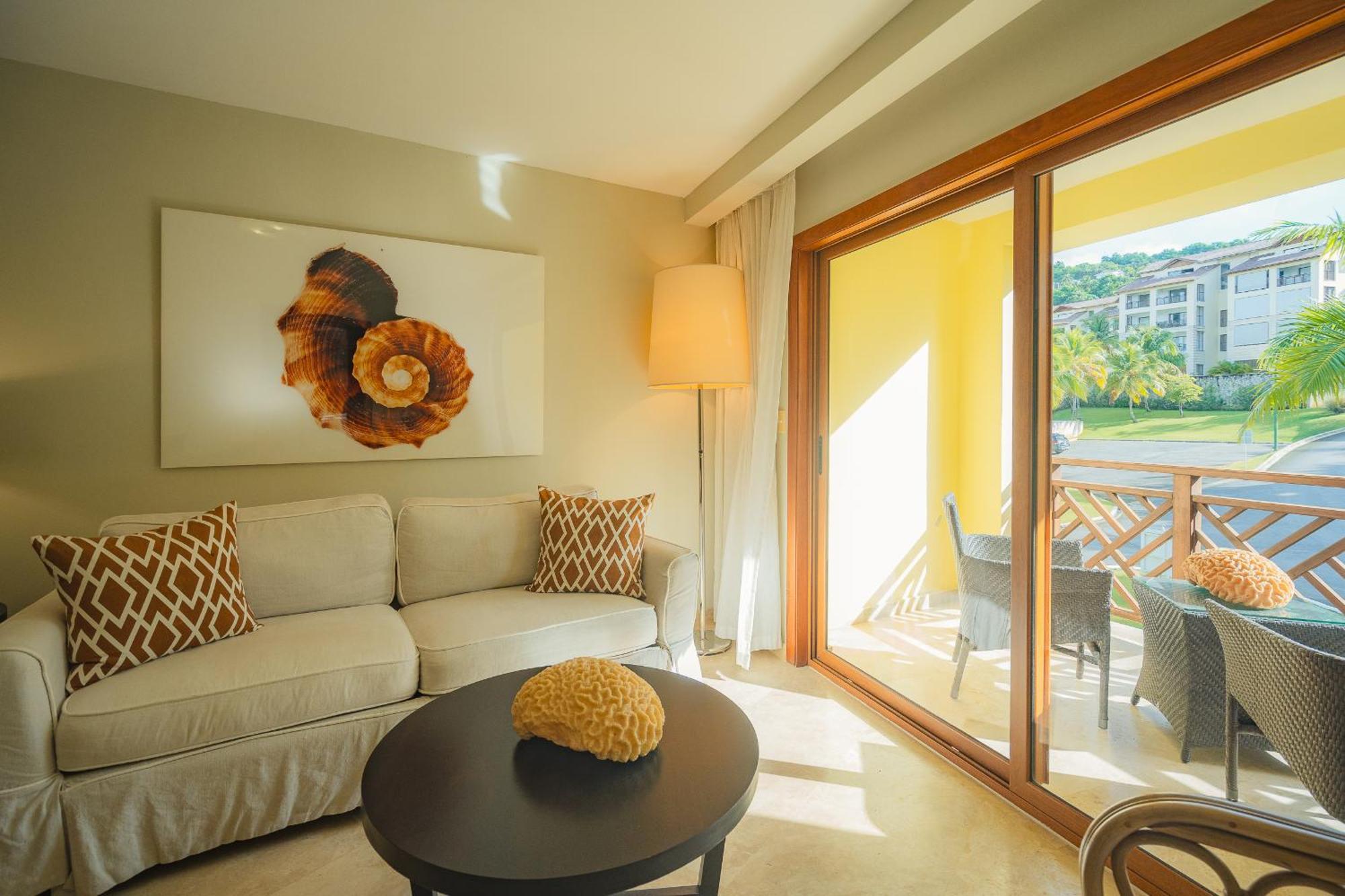 Hotel The Bannister & Yacht Club By Mint Samana