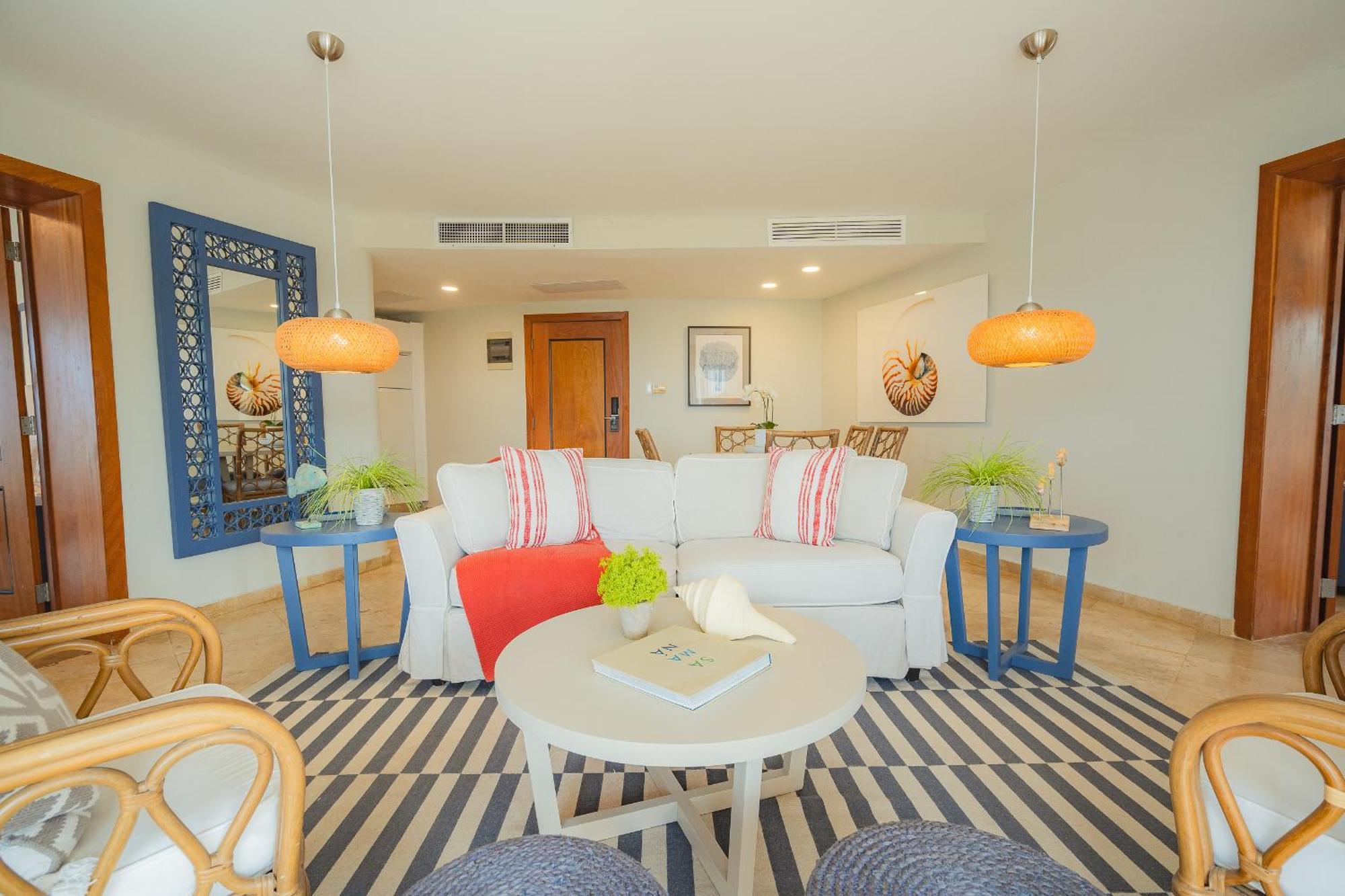 The Bannister & Yacht Club By Mint 5*