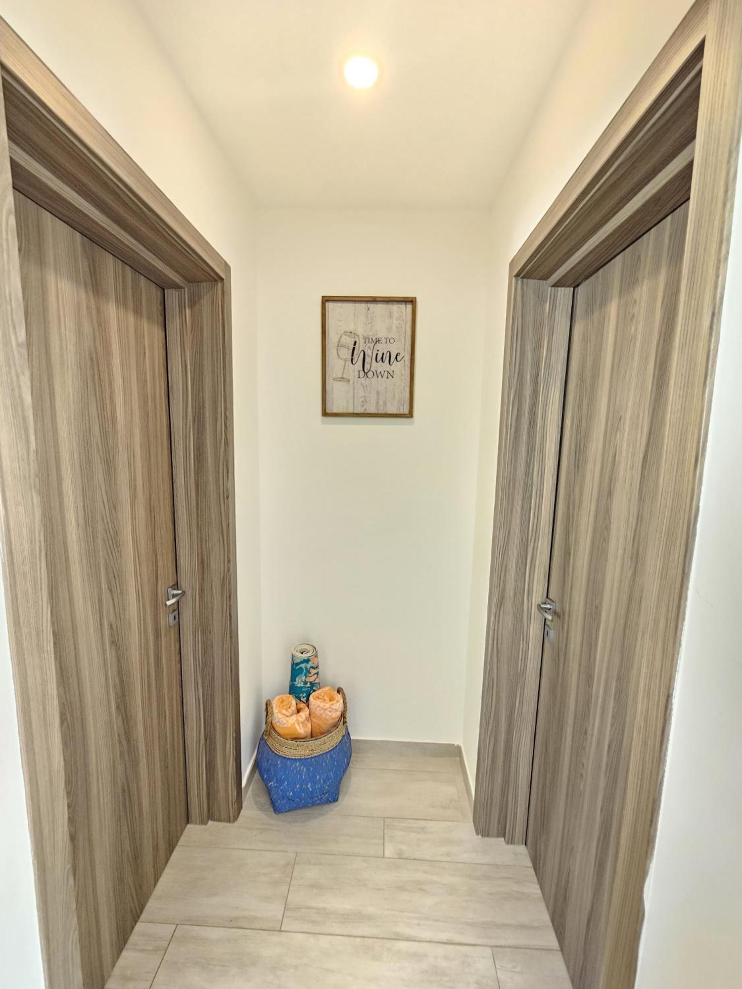 Apartment Beachside Oasis: Pool Views And Casino Access Punta Cana