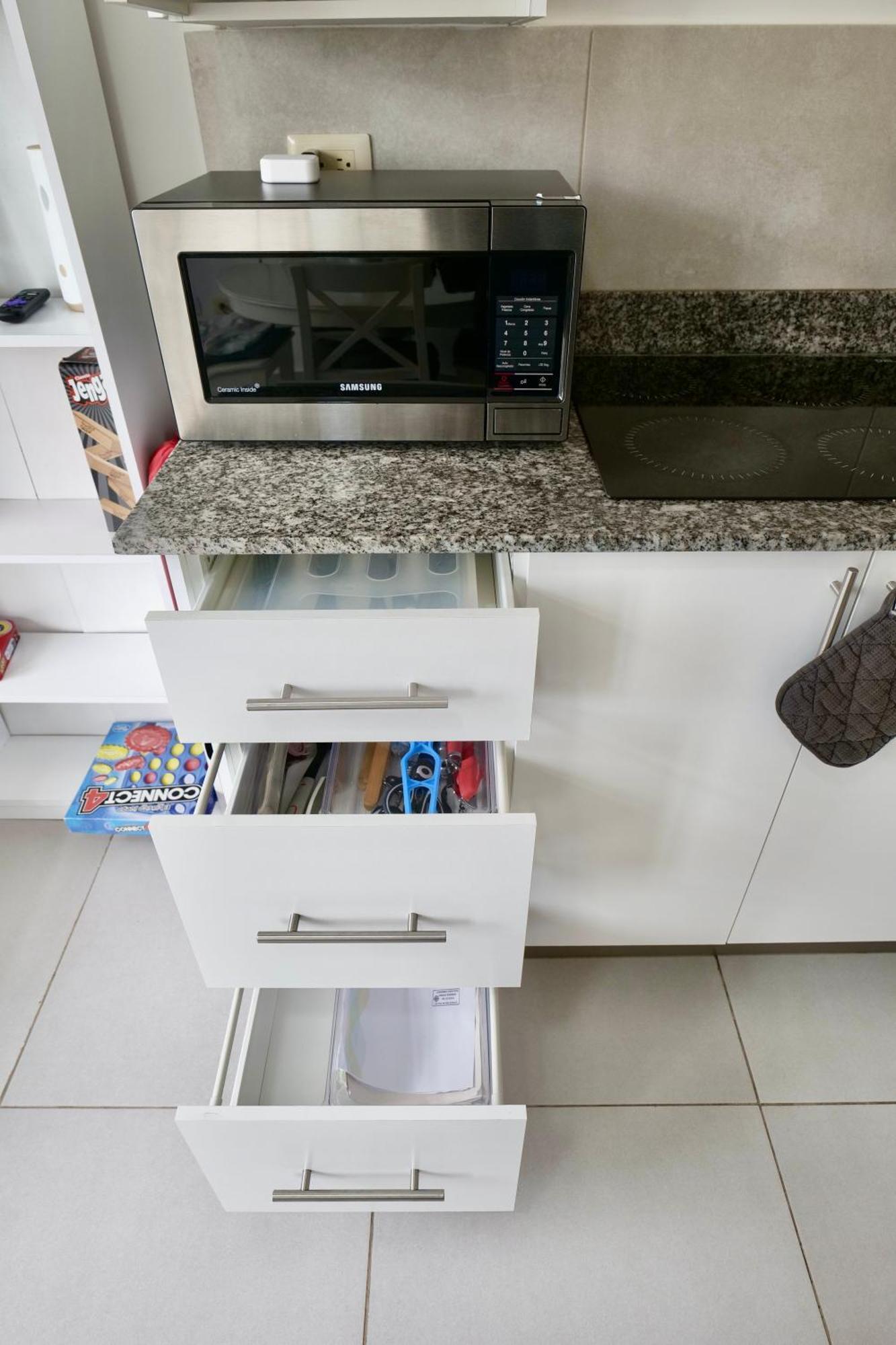 Apartment Kendasoltower Juandolio-seaview-1br-2bds-4px-wifi-tv-ac-newtower