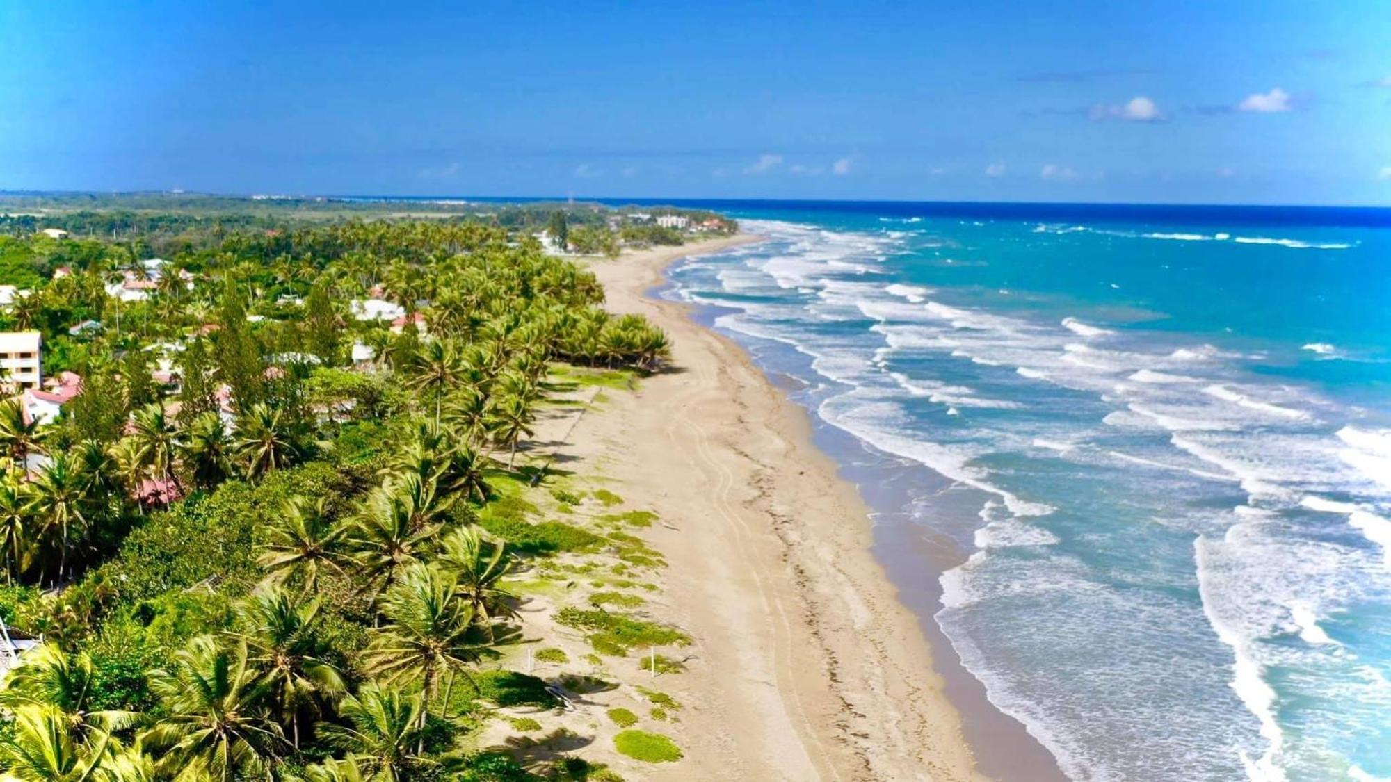 Aparthotel Brisas Doradas Beachfront *