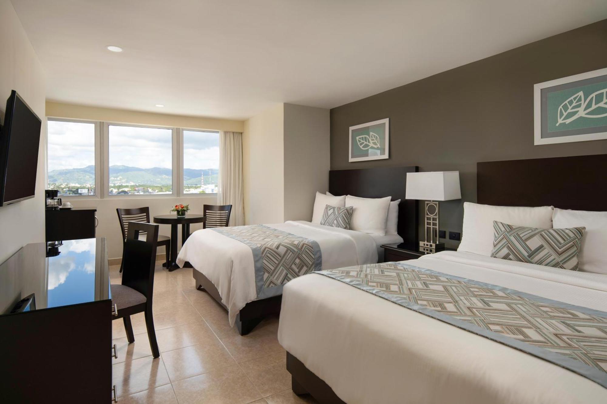 Hodelpa Centro Plaza Hotel