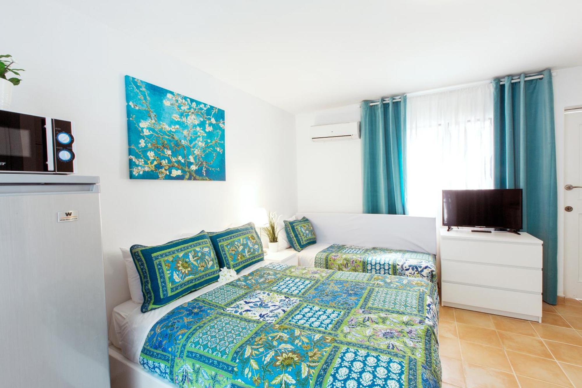 Tropicana Hotel