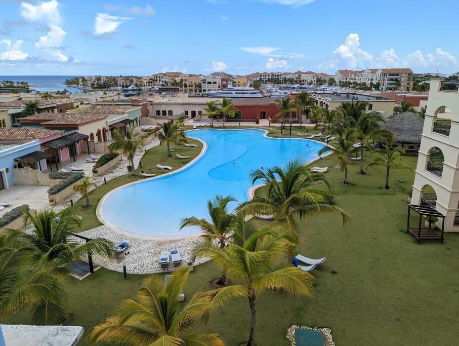 Your Private Pool, Marina Hot Tub & Grounds Apartment Punta Cana
