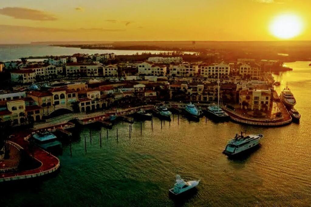 Your Private Pool, Marina Hot Tub & Grounds * Punta Cana