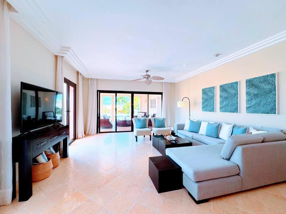 Your Private Pool, Marina Hot Tub & Grounds * Punta Cana