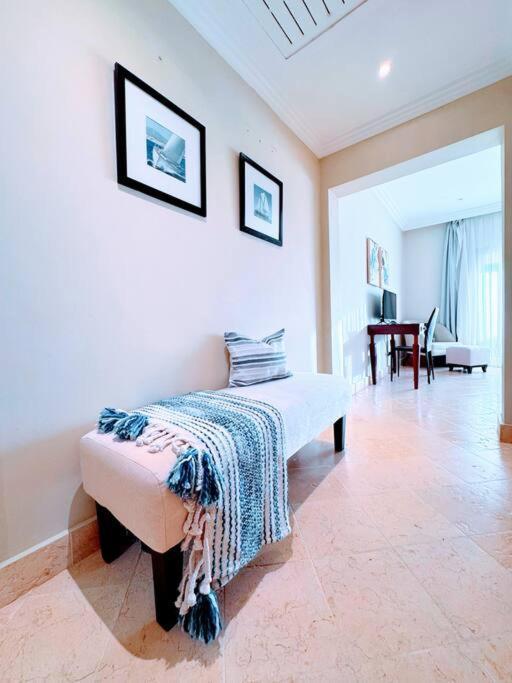 Your Private Pool, Marina Hot Tub & Grounds Apartment