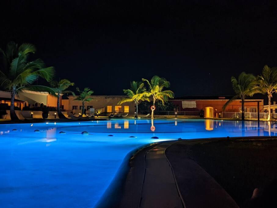Your Private Pool, Marina Hot Tub & Grounds Apartment