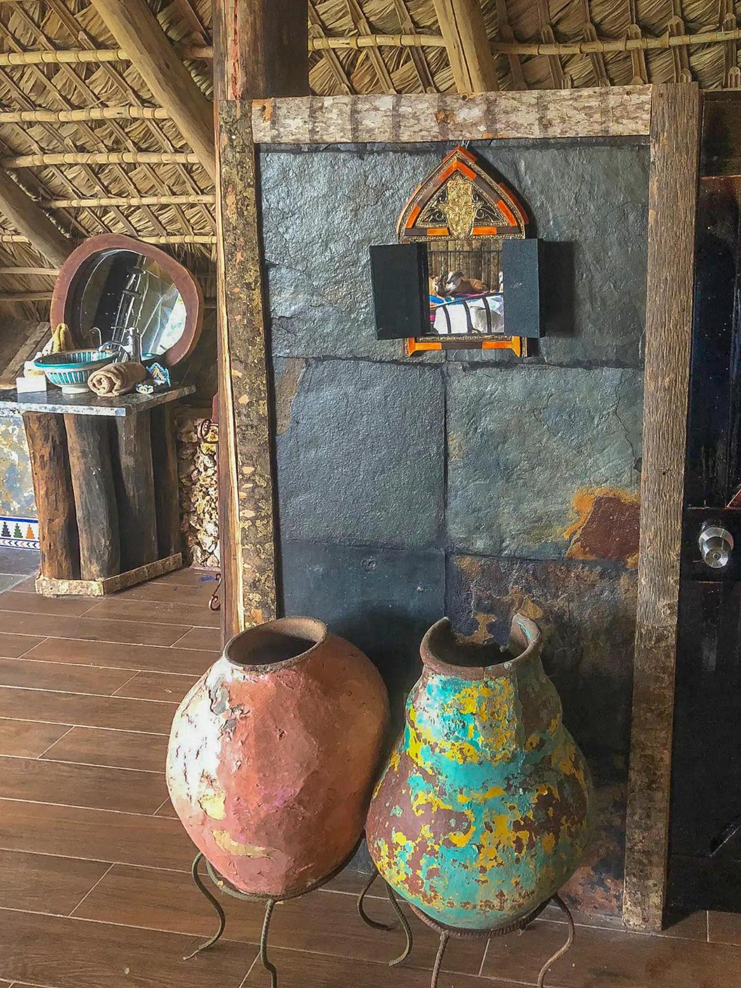 Casa El Paraiso, Eco *