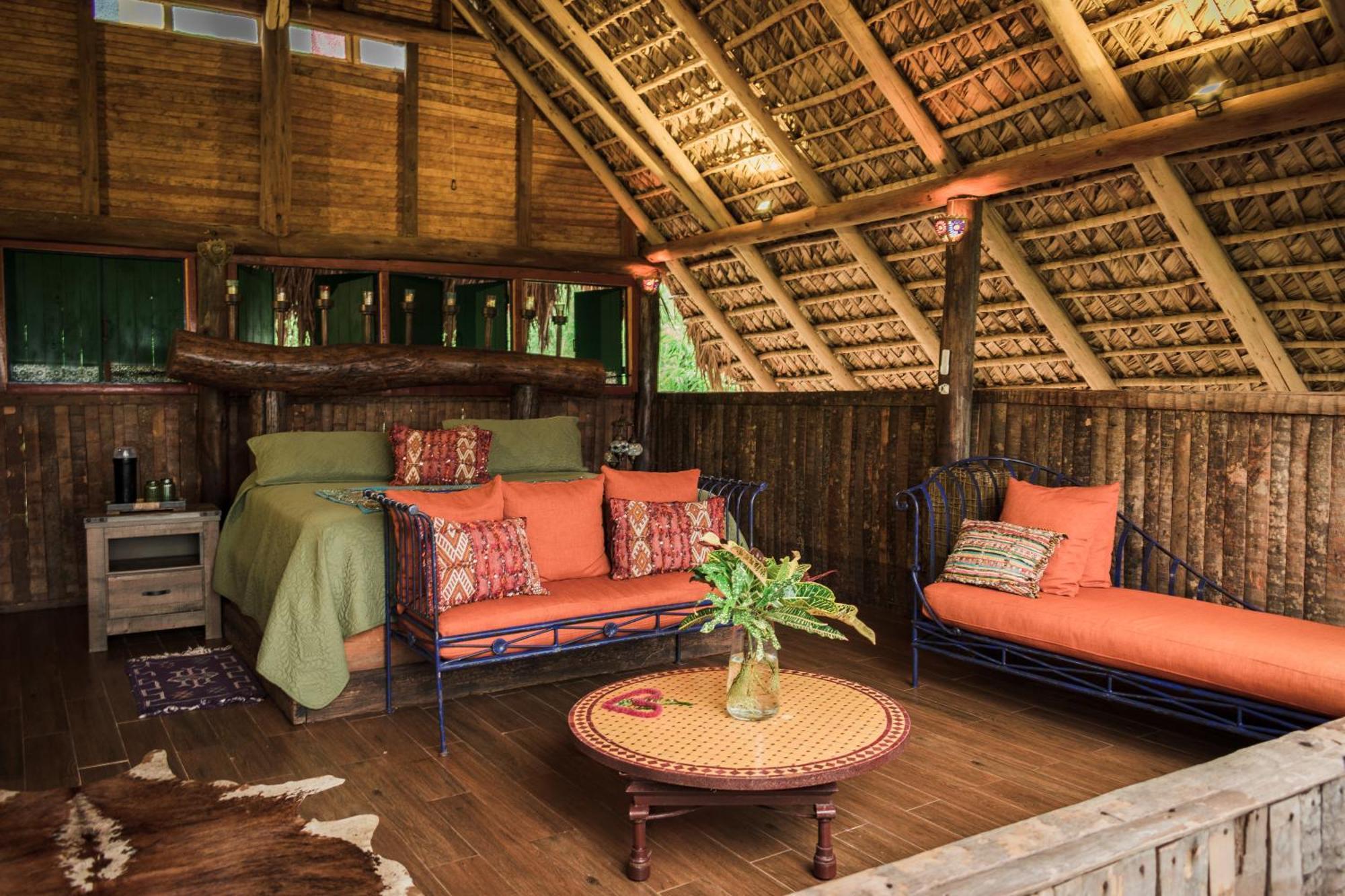 Casa El Paraiso, Eco Samana