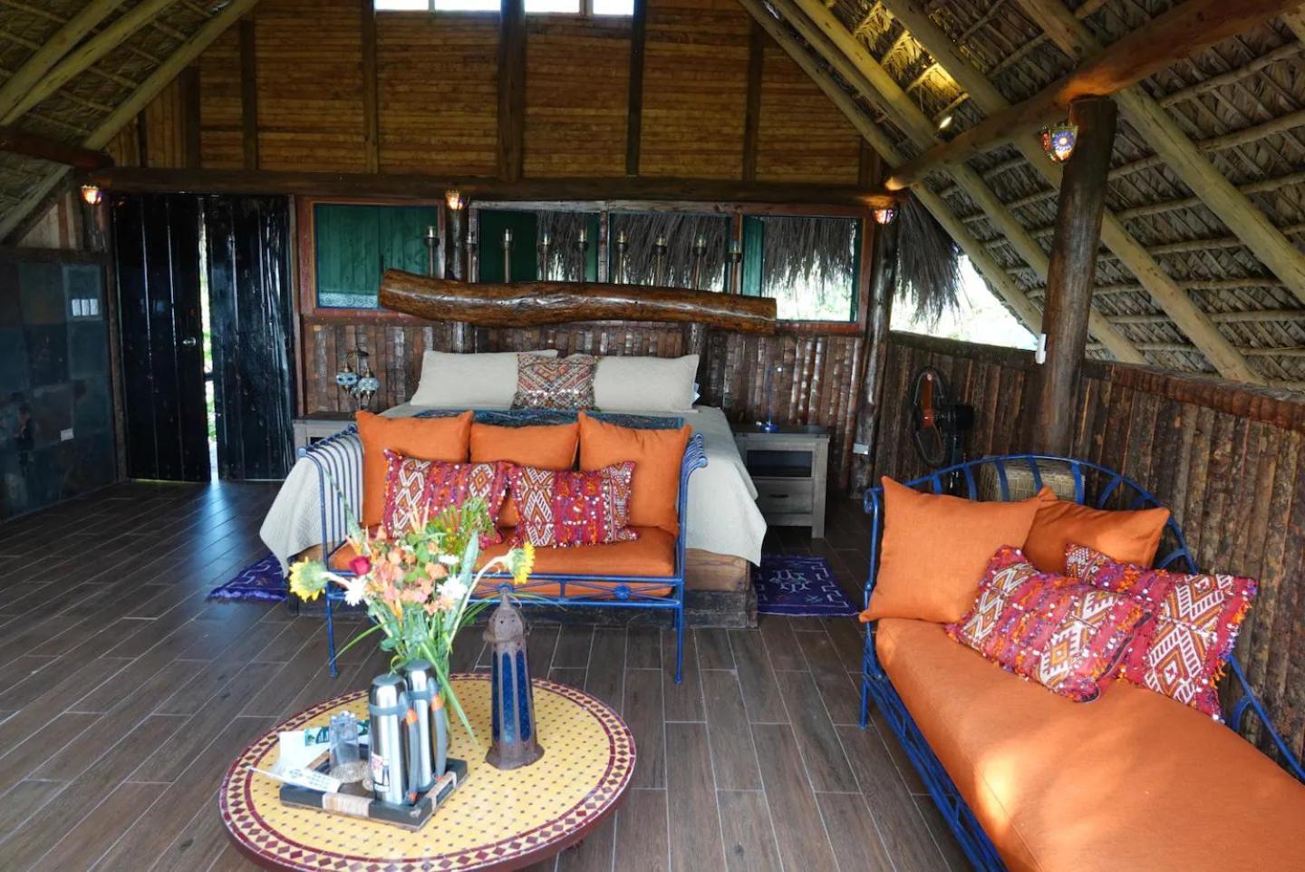 Bed & Breakfast Casa El Paraiso, Eco