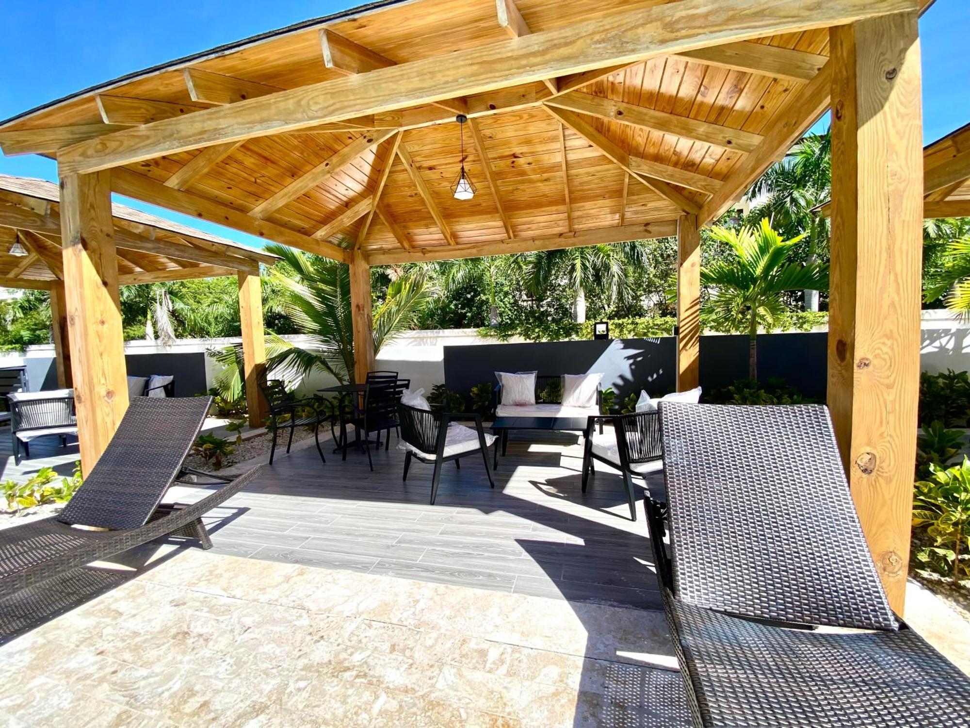 Apartment Elegancia Tropical And Pool Bibijagua Rd *