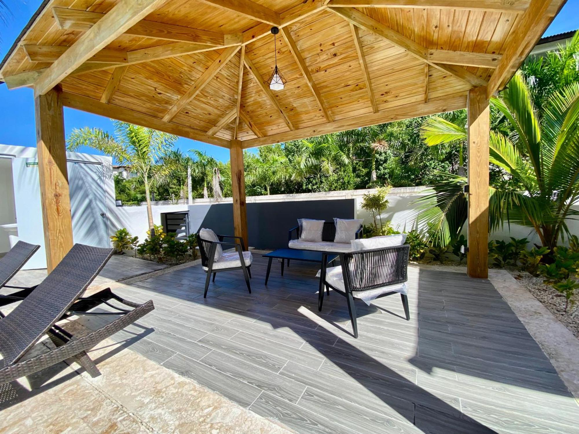 Elegancia Tropical And Pool Bibijagua Rd Apartment Punta Cana