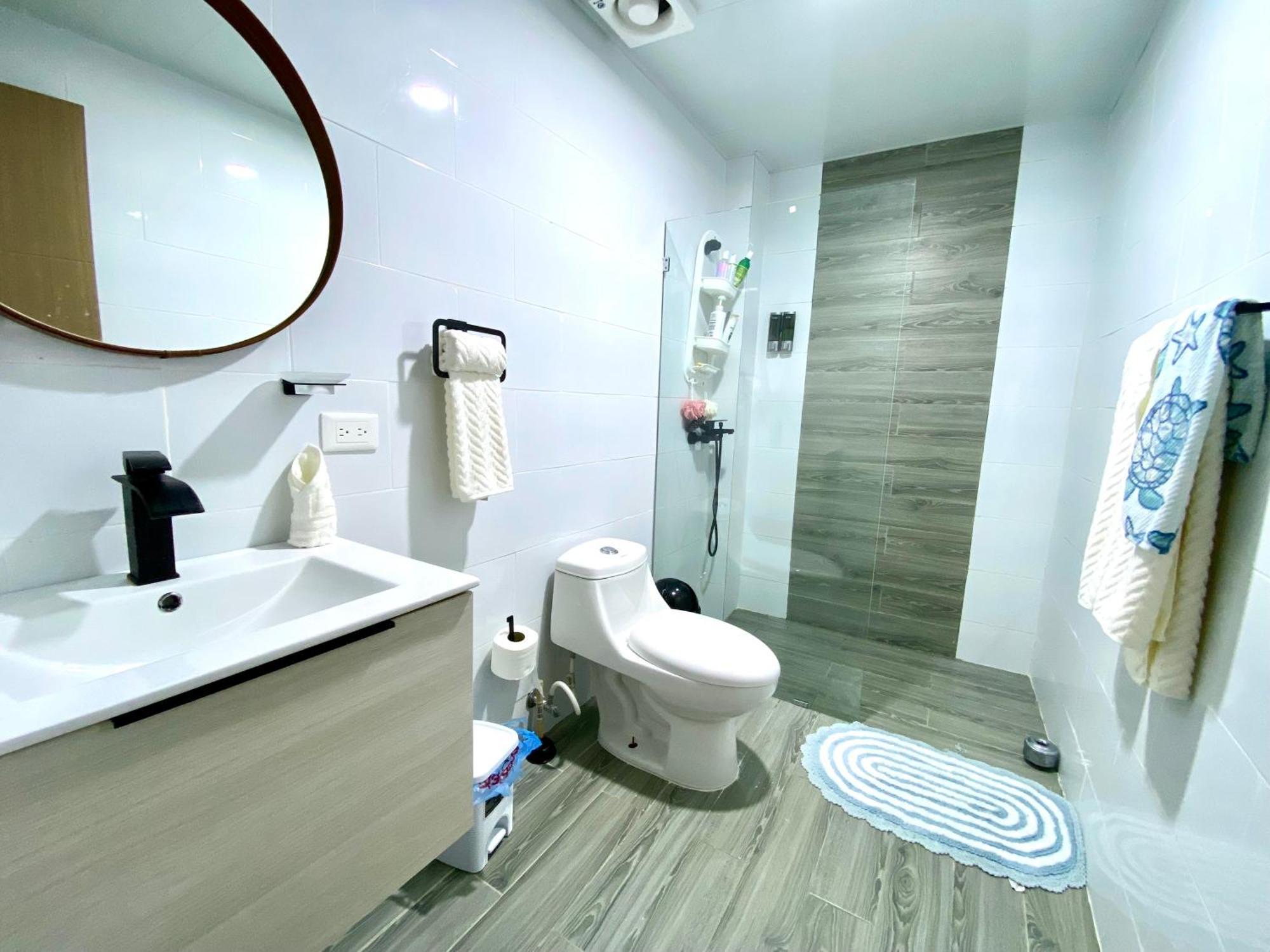 Elegancia Tropical And Pool Bibijagua Rd Apartment *