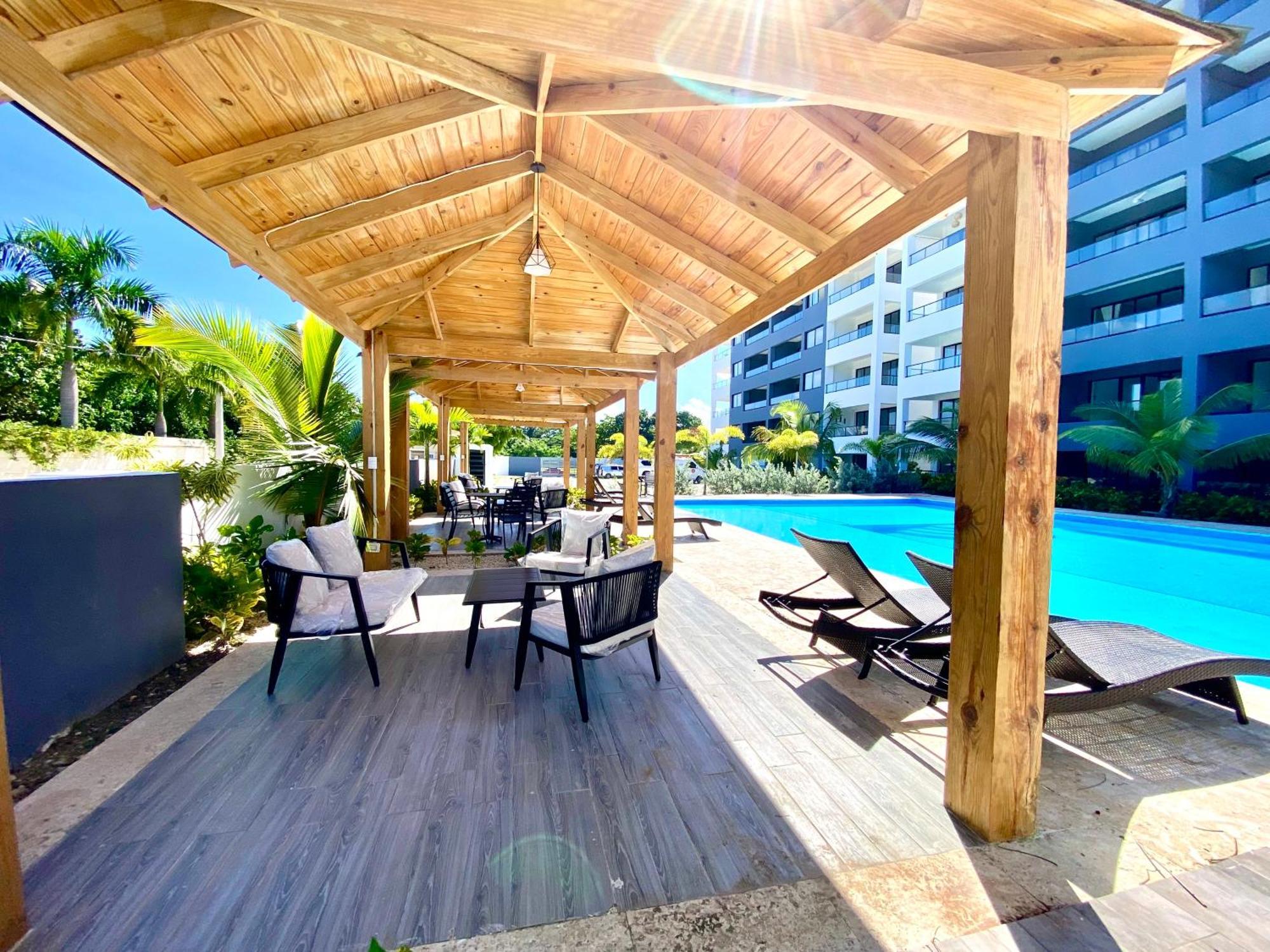 Elegancia Tropical And Pool Bibijagua Rd Apartment *