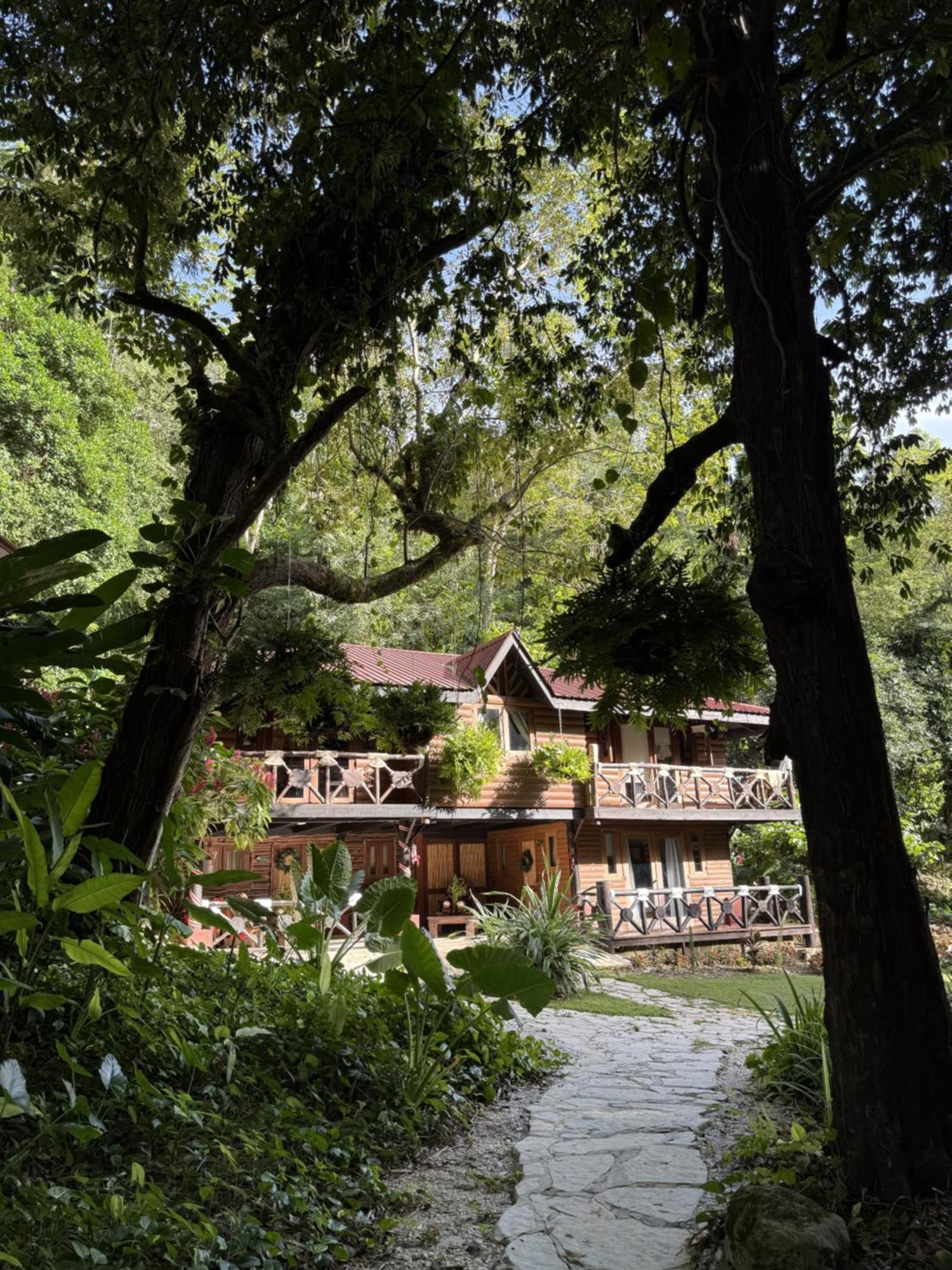 Hotel Platon 3*