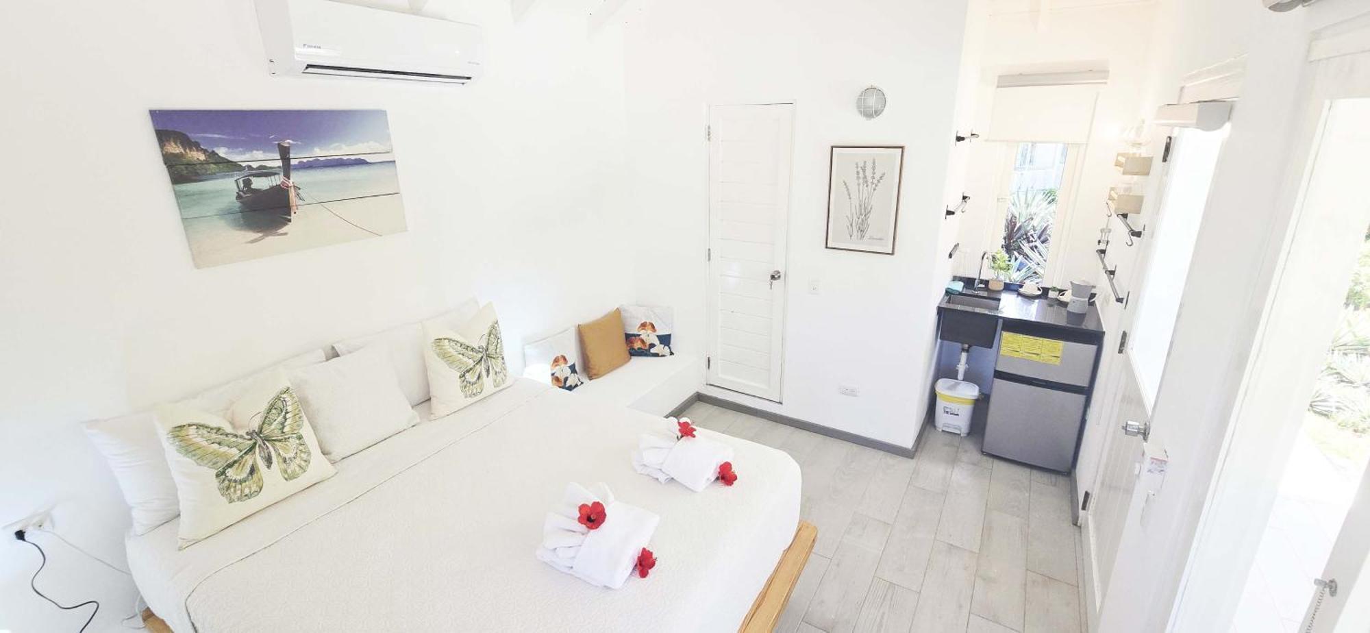 El Pelicano Aparthotel 3*