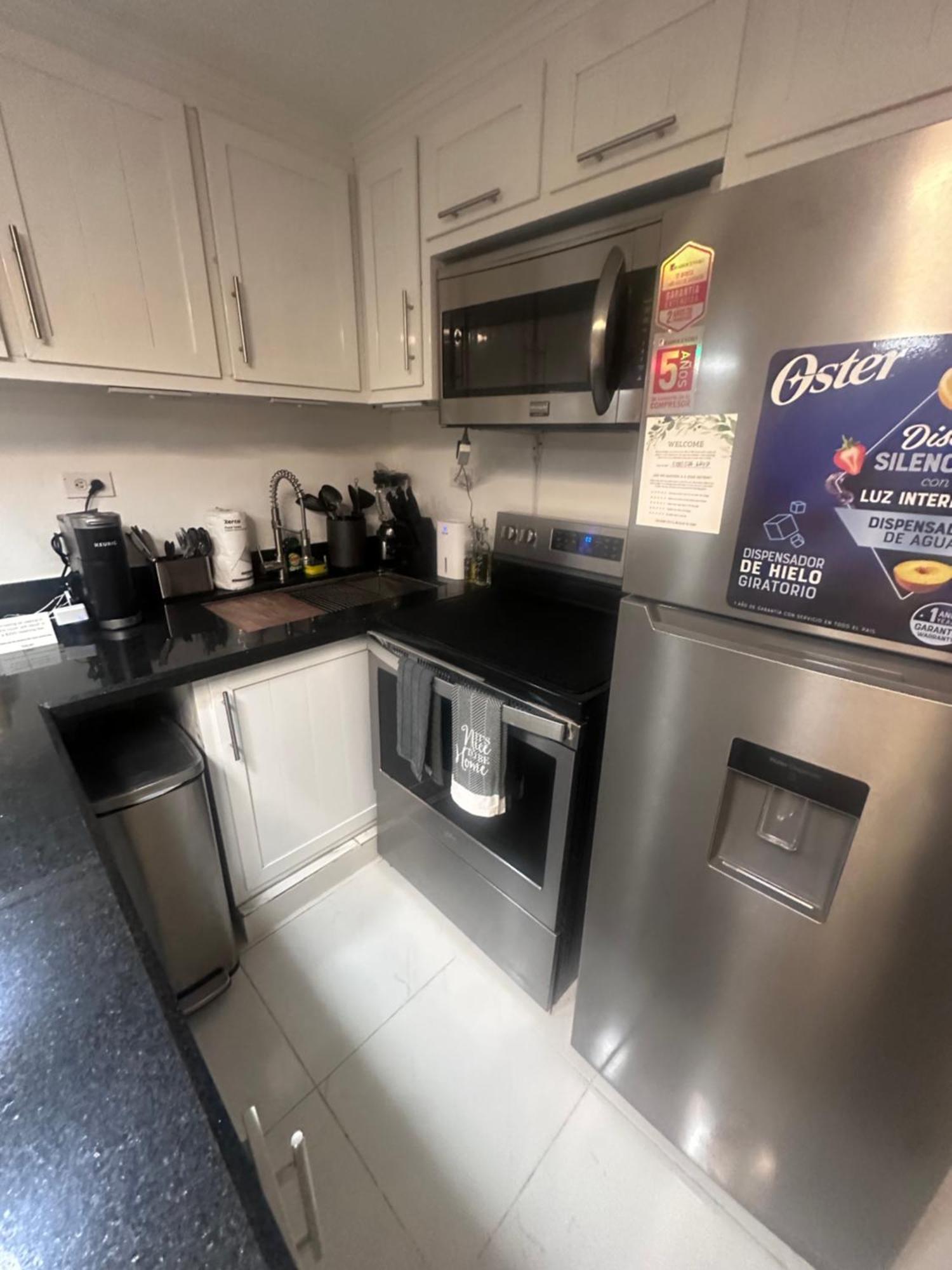 Luxury Hot Water,ac,wifi,ps3 Apartment
