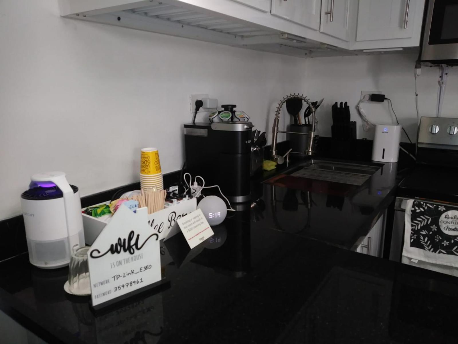 Luxury Hot Water,ac,wifi,ps3 Apartment *