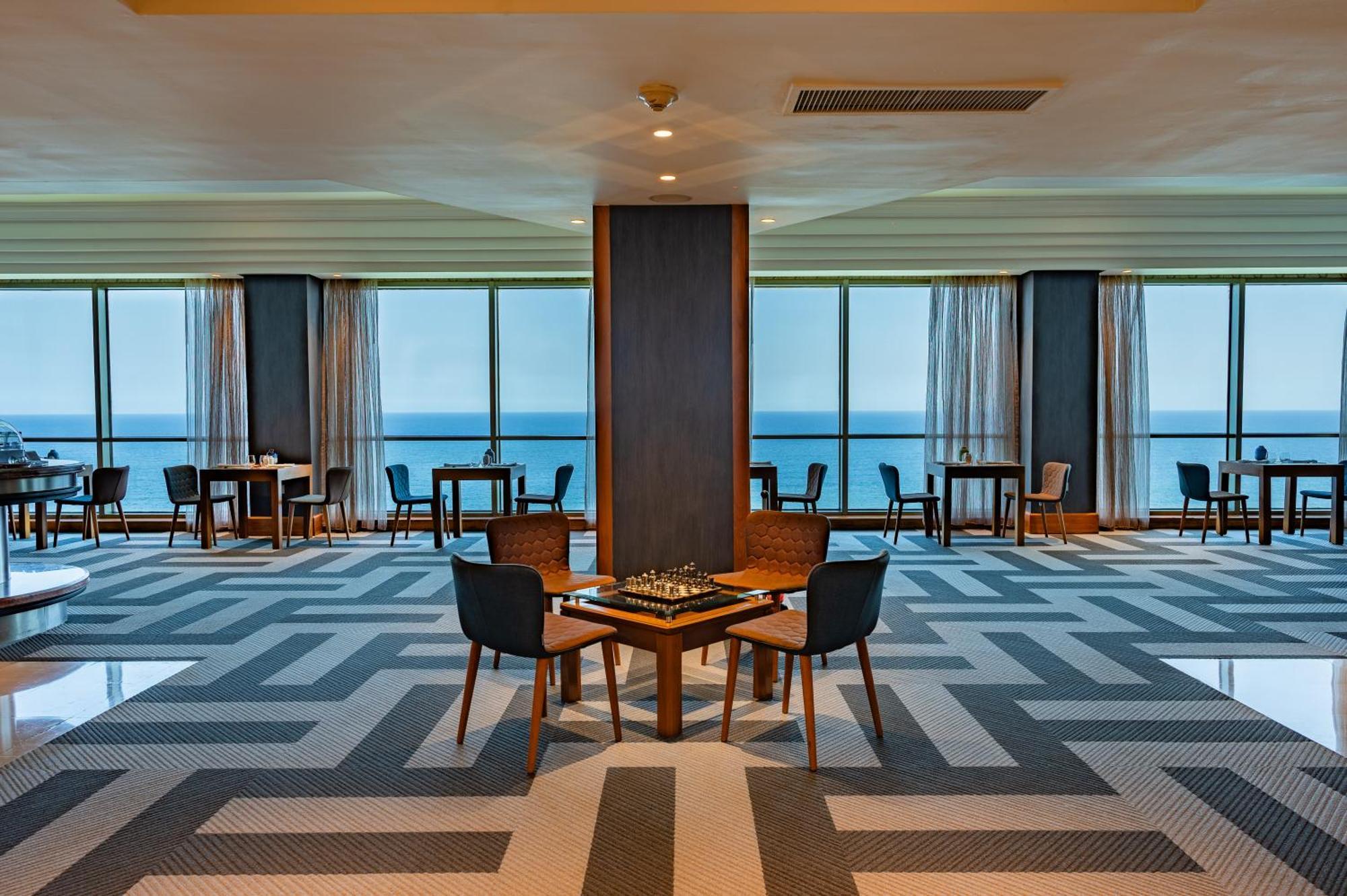 Catalonia 5*