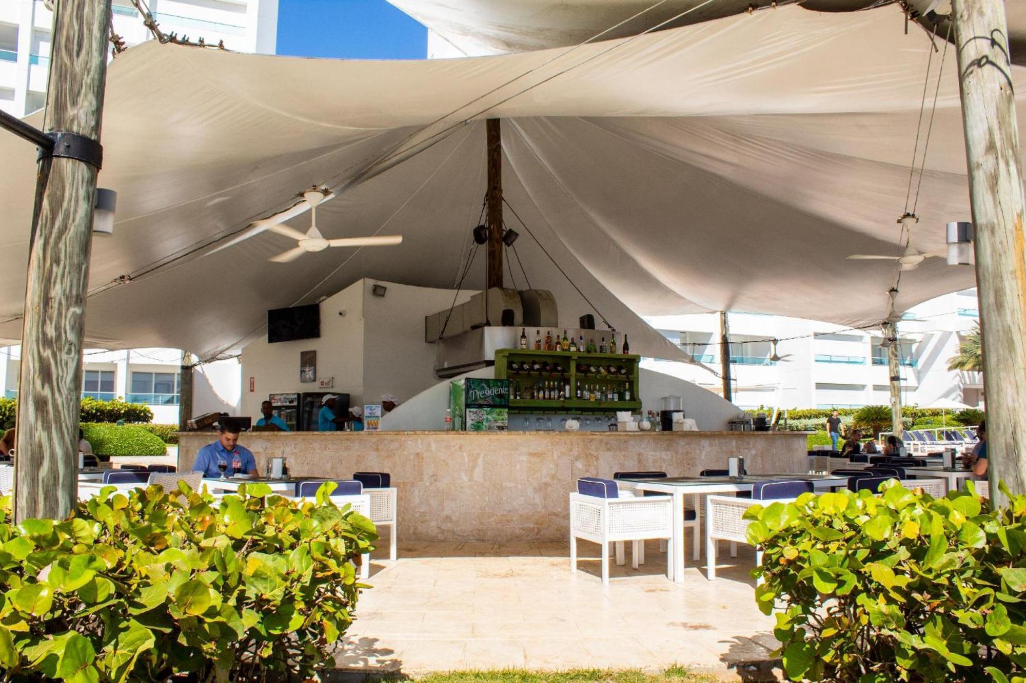 Marbella Beachfront Apartment Juan Dolio
