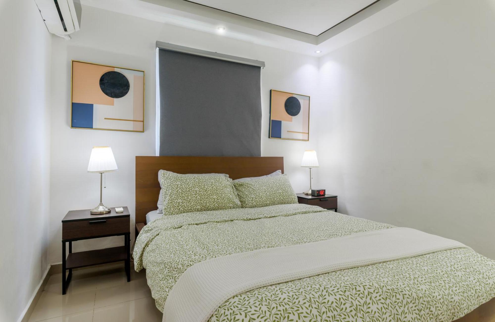 Apartment Escape Oceanfront 3br In Avenida Espana 9flr With Pool *