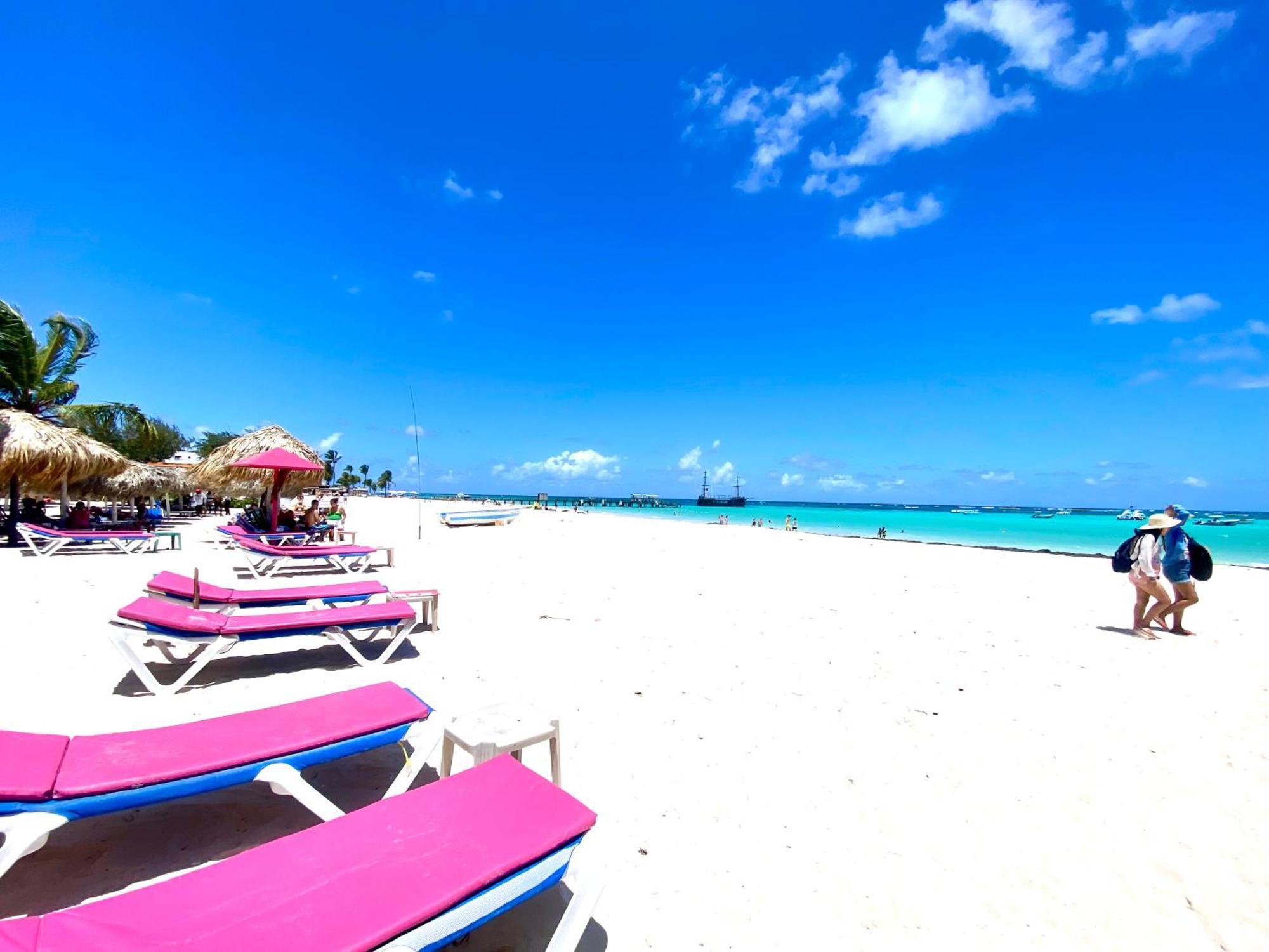 Elegancia Tropical And Pool Bibijagua Rd * Punta Cana