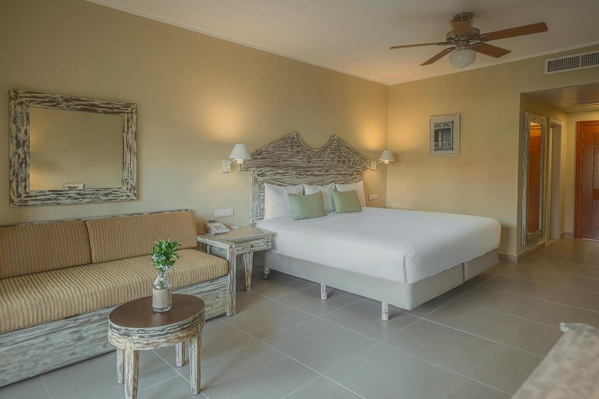 Iberostar Waves Dominicana Resort Bavaro