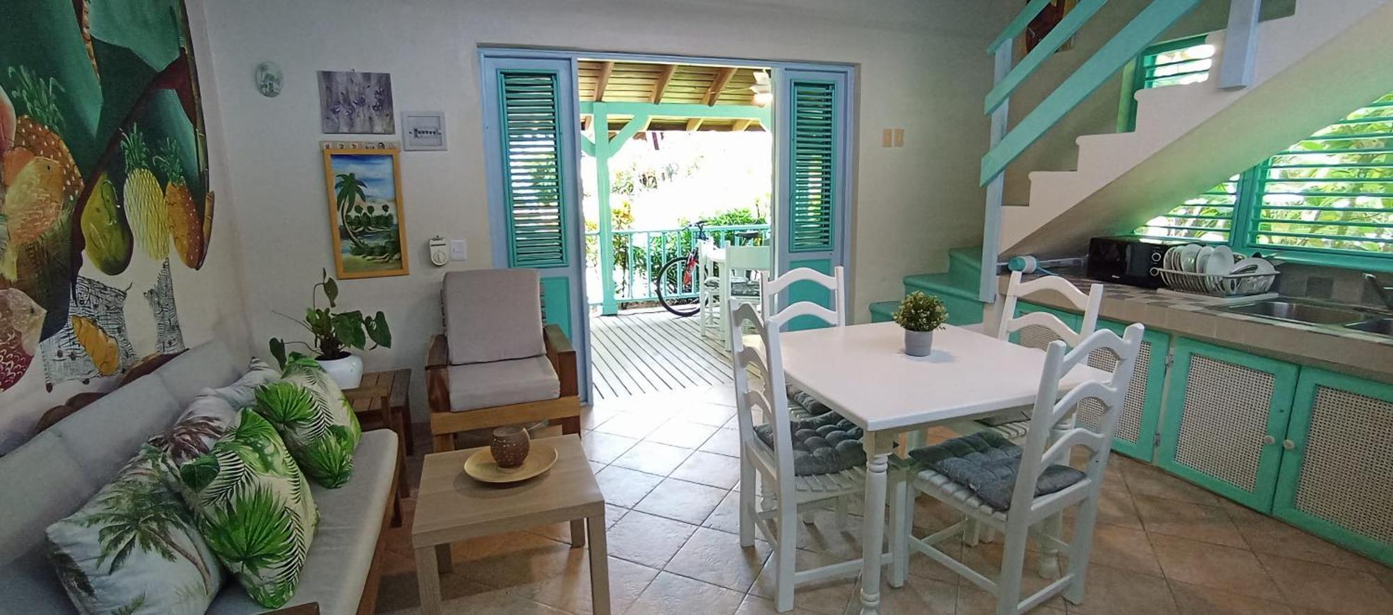 Palmas Eco Inn