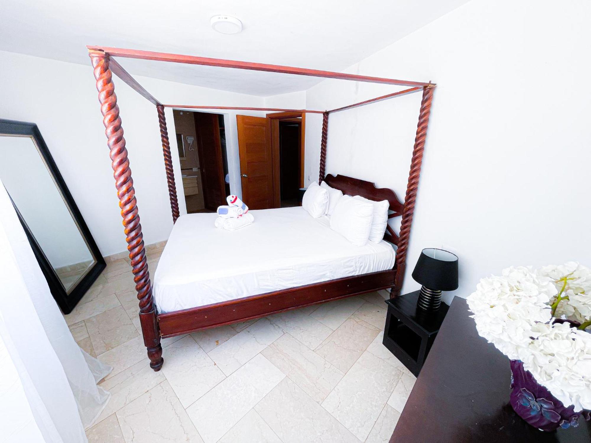 Hotel Tropical And Homes - Club, Spa, Restaurants - Playa Corales