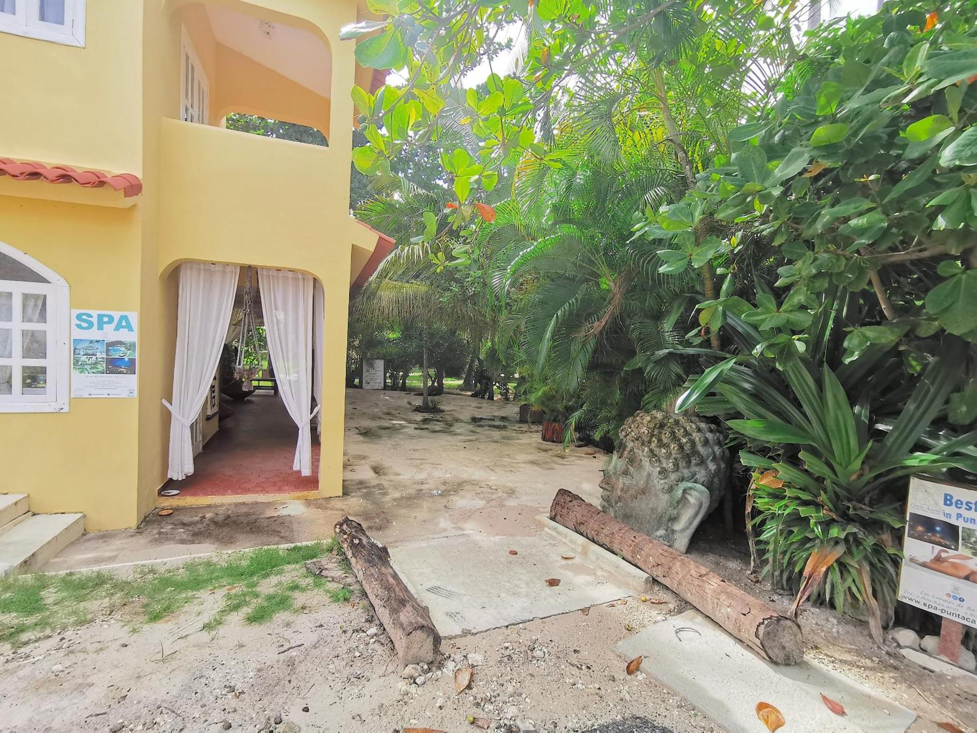 Tropical And Homes - Club, Spa, Restaurants - Playa Corales Punta Cana