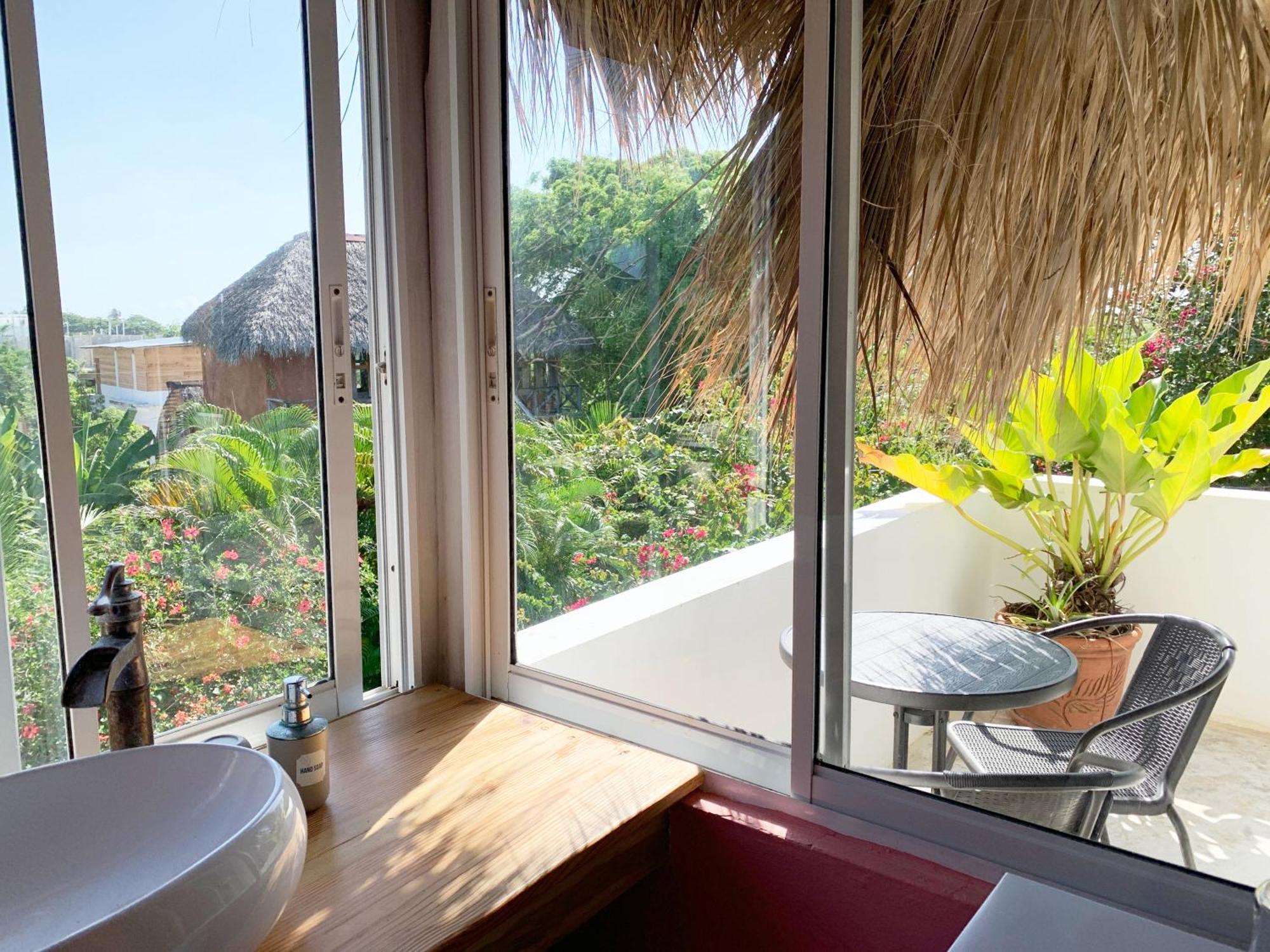 Surfbreak B&B 3*