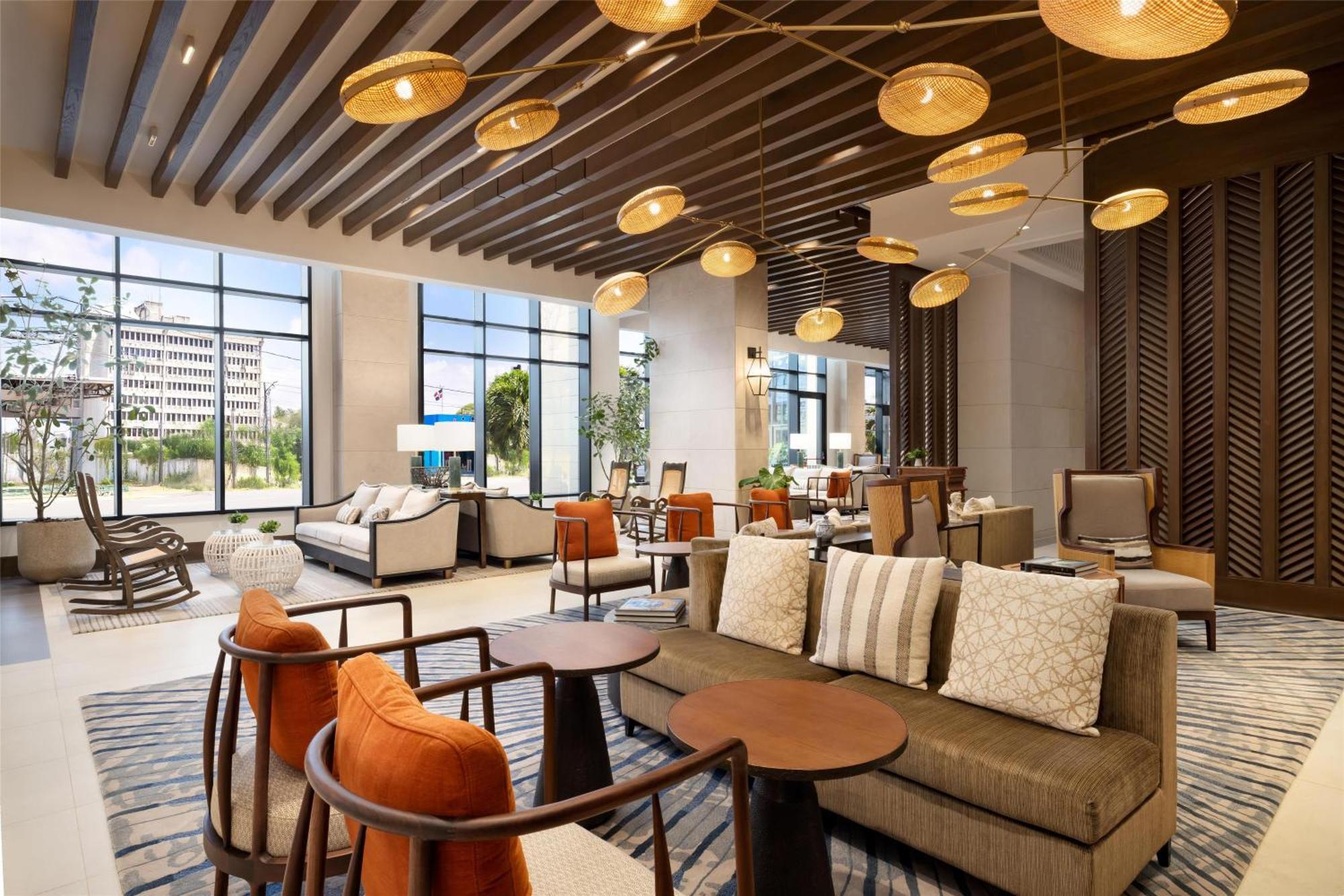Hotel Santiago, Curio Collection By Hilton