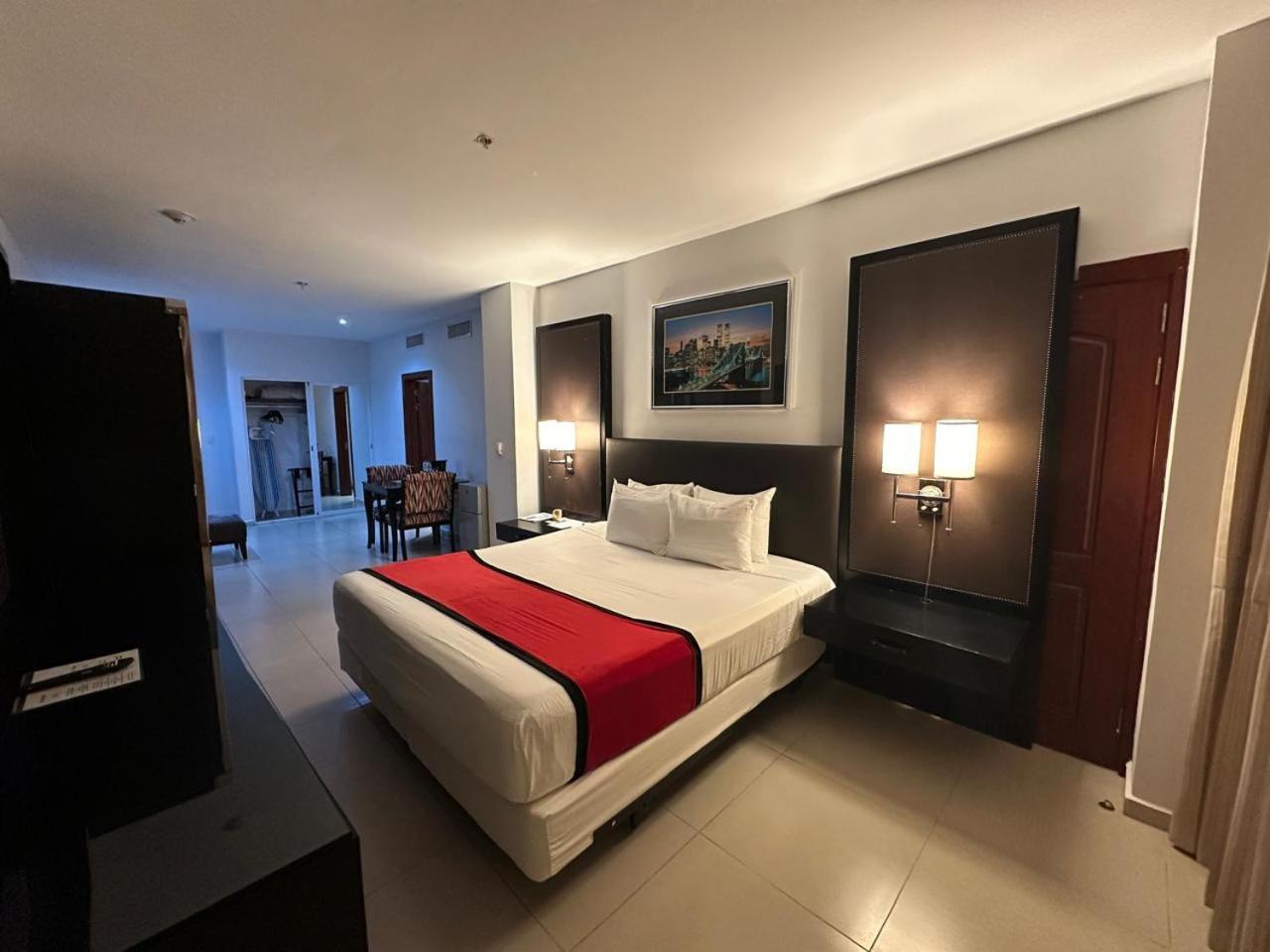 Hotel Ramada By Wyndham Princess 3*
