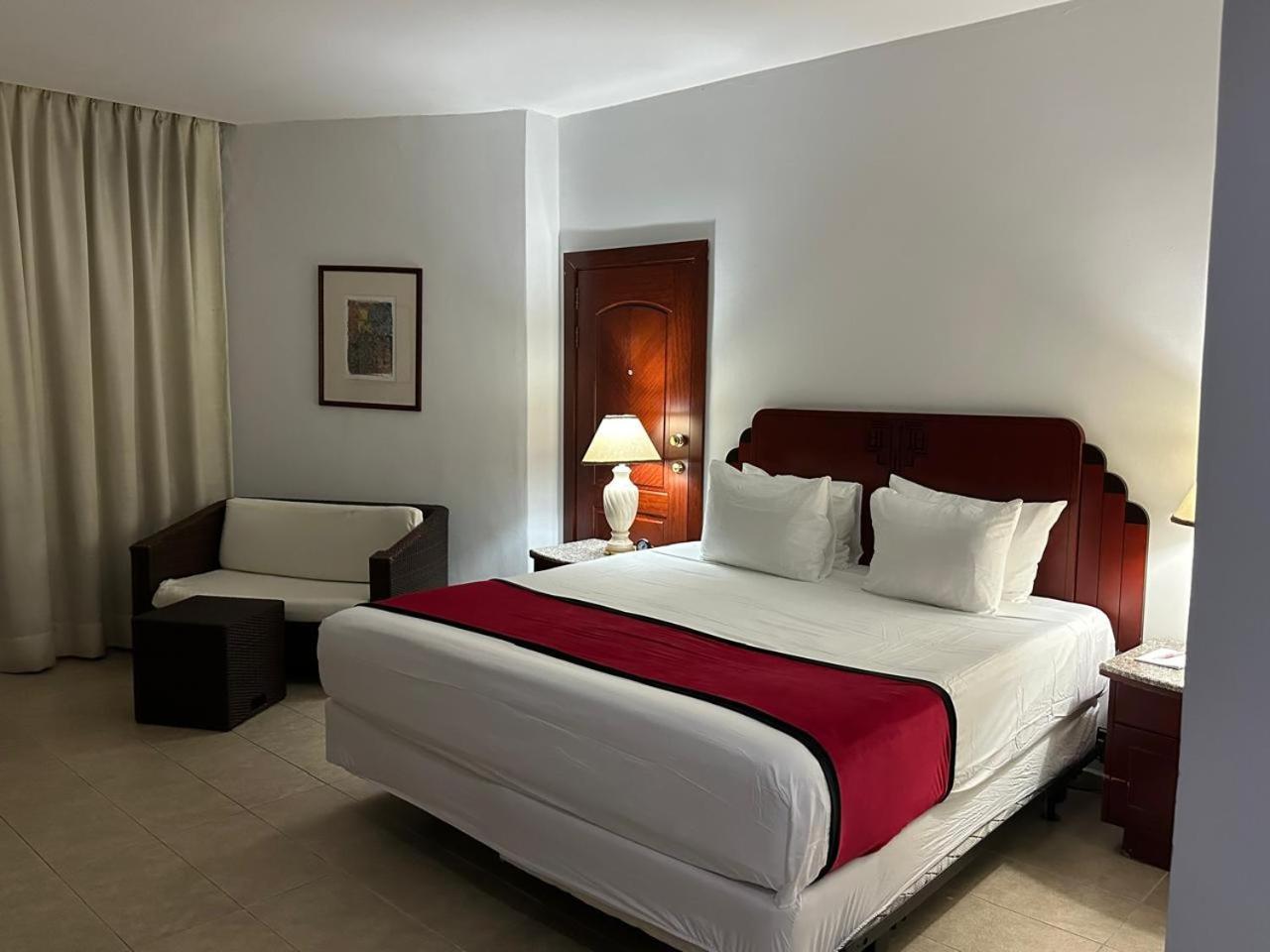 Ramada By Wyndham Princess 3* Santo Domingo
