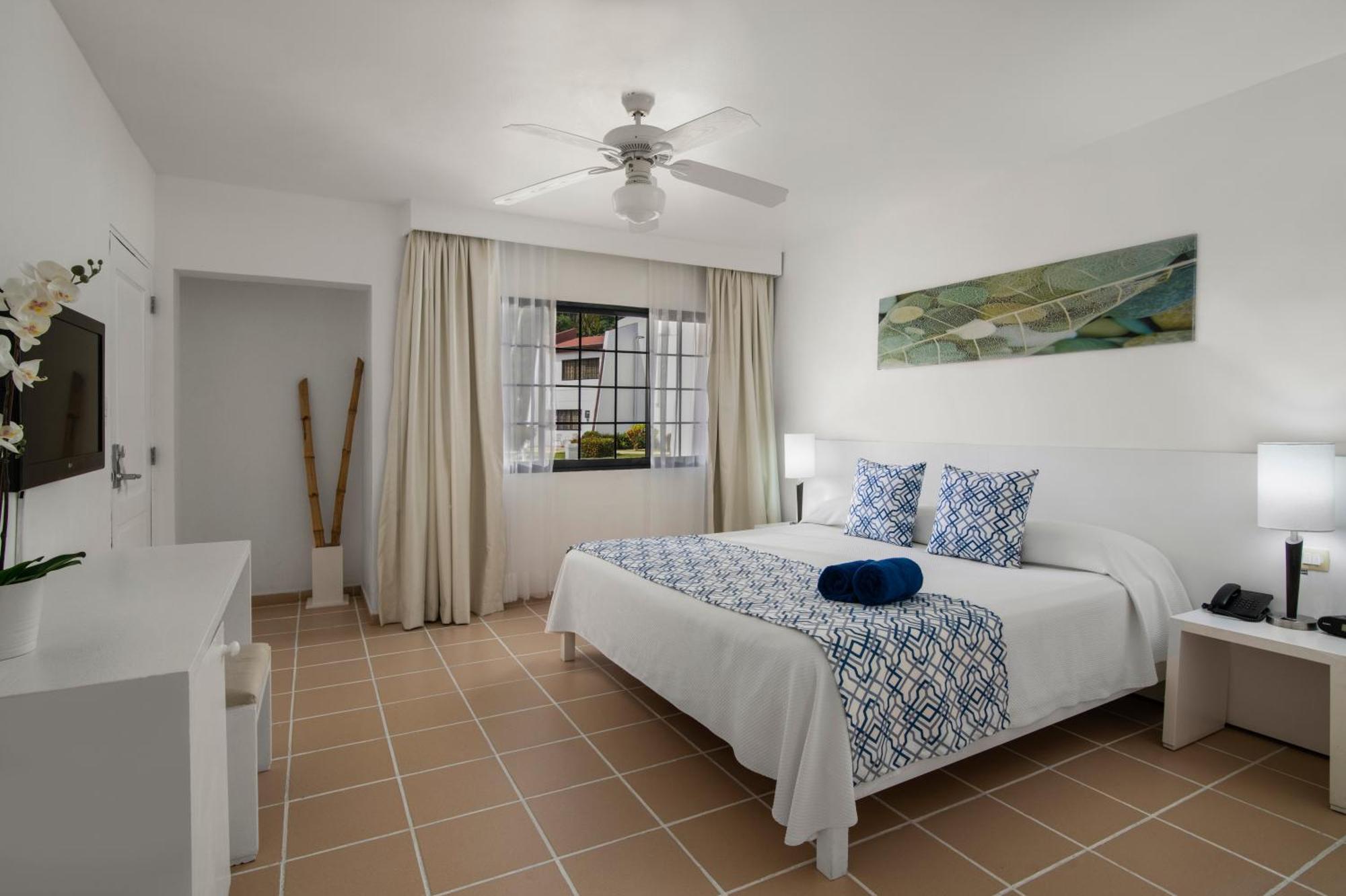 Resort Bluebay Doradas Adults Only 4*